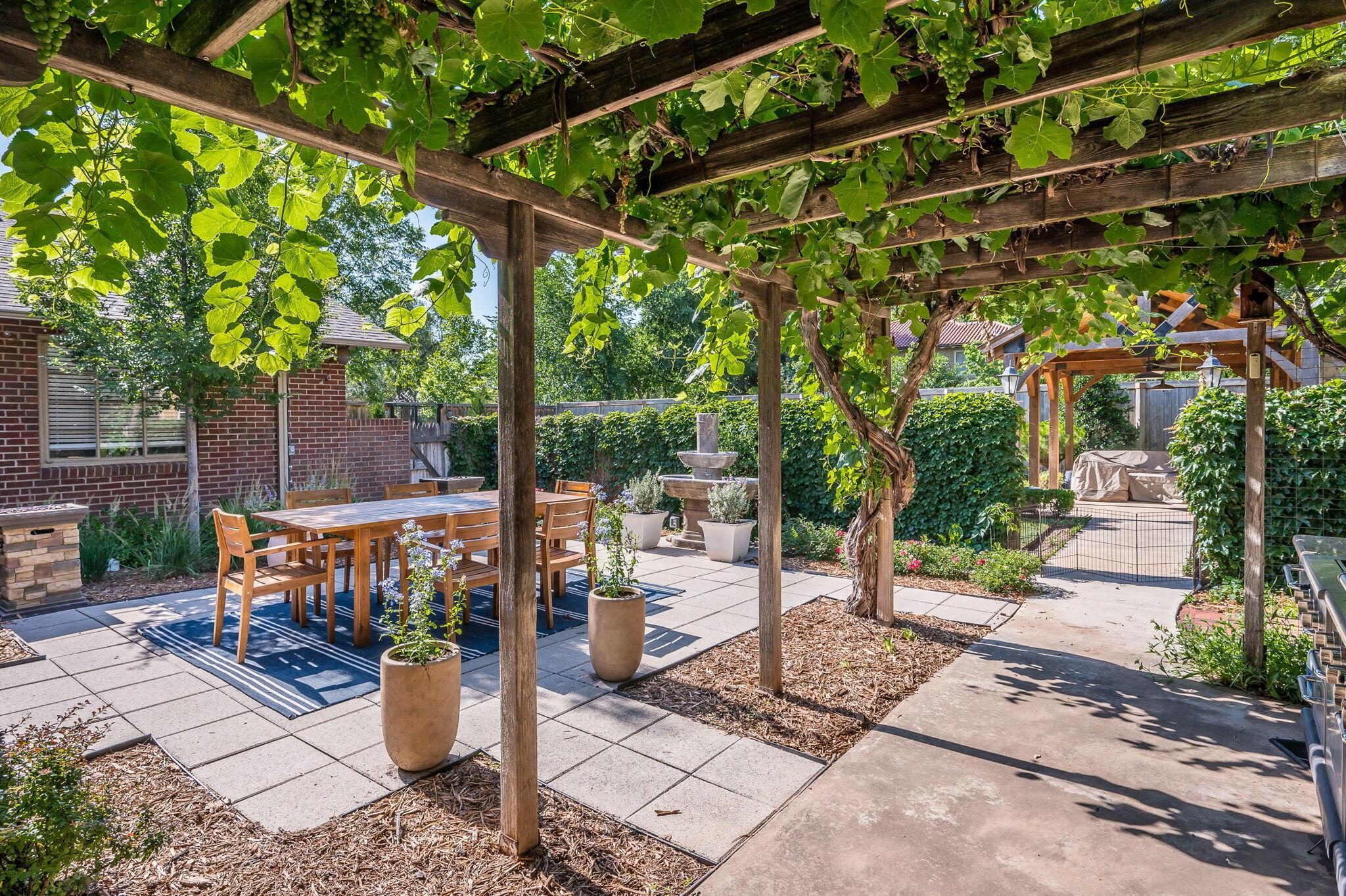 2600 S Harrison Street, Amarillo, Idaho image 3