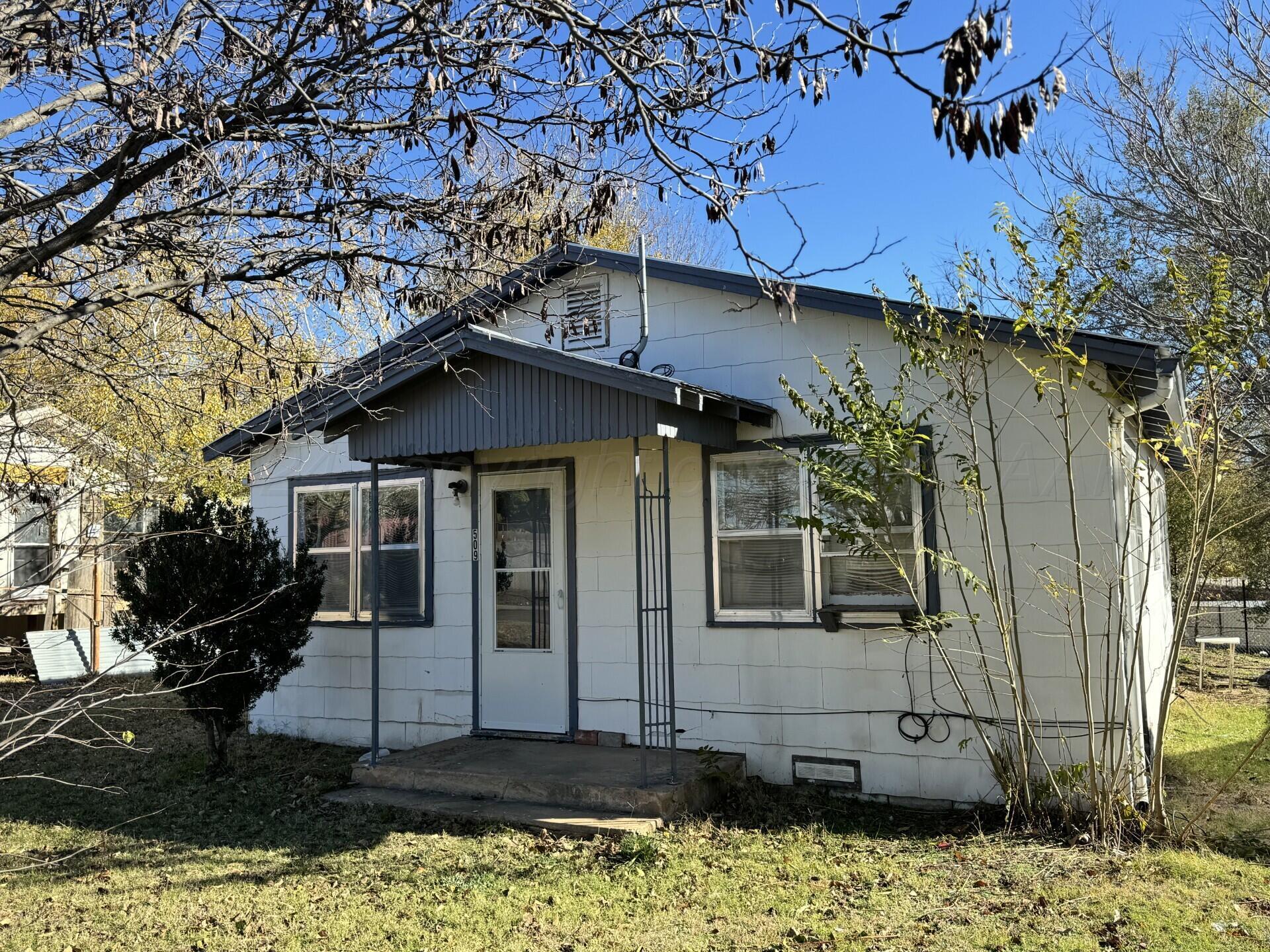 509 S Sweetwater Street, Wheeler, Texas image 2