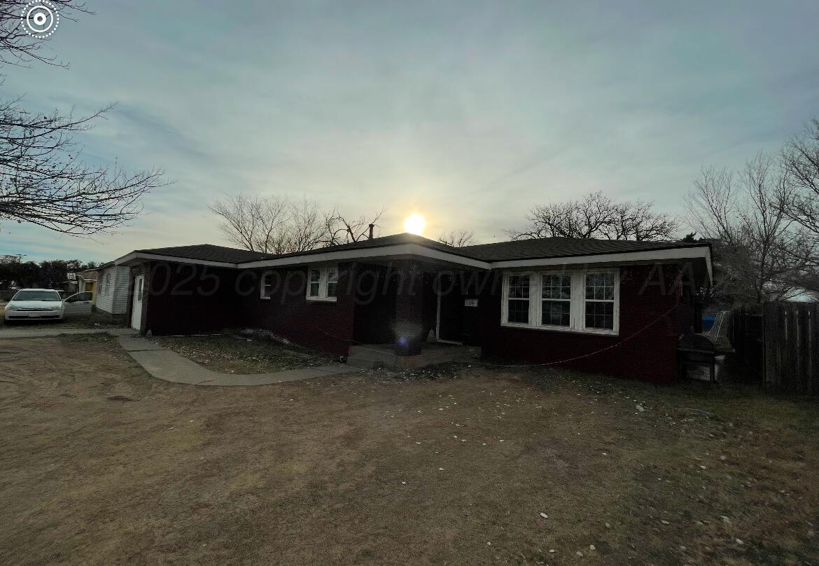 109 W Ave K Street, Hereford, Texas image 2