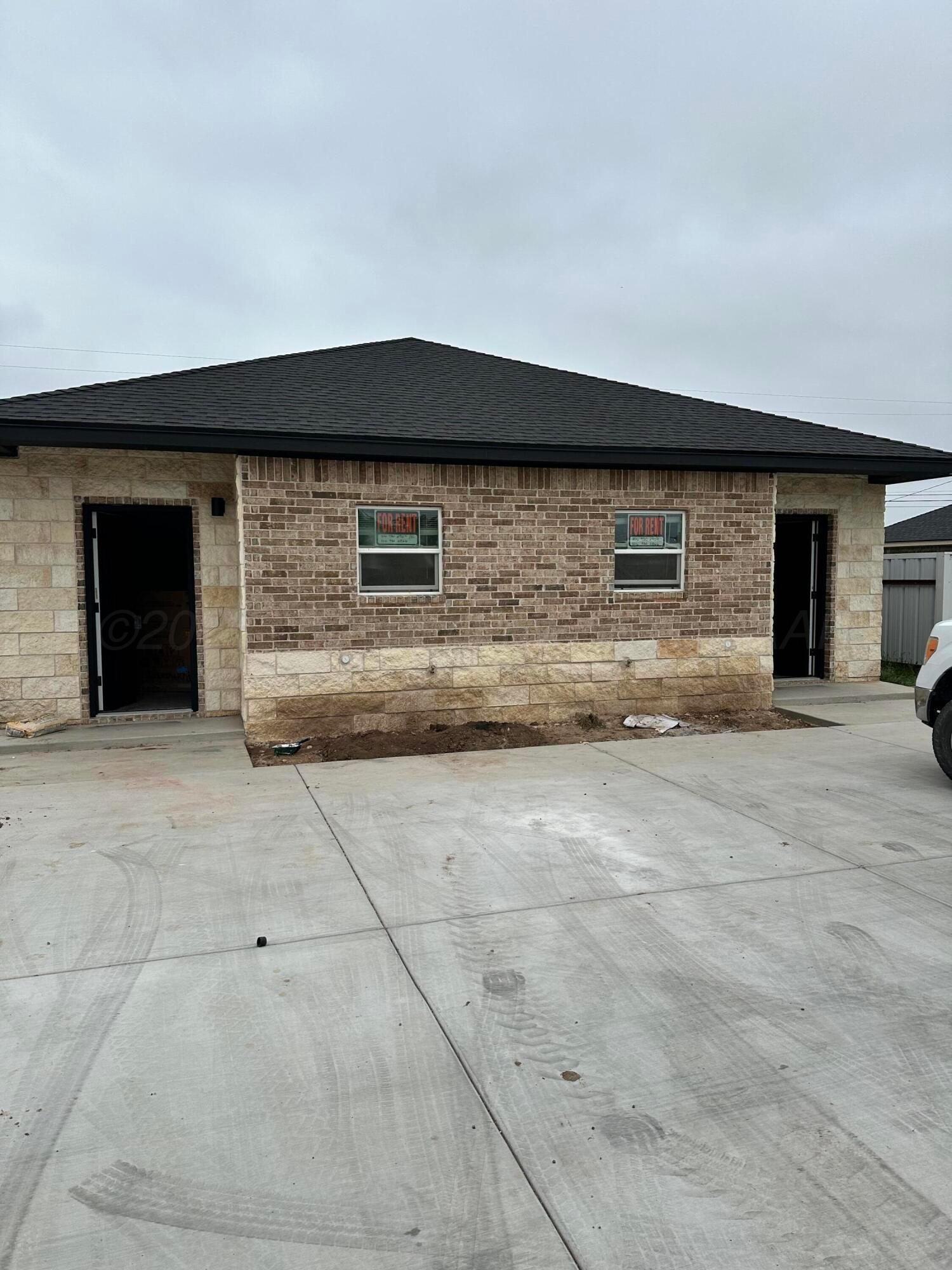 Dumas, Texas 79029, United States, 4 Bedrooms Bedrooms, ,4 BathroomsBathrooms,Residential,Active,136443