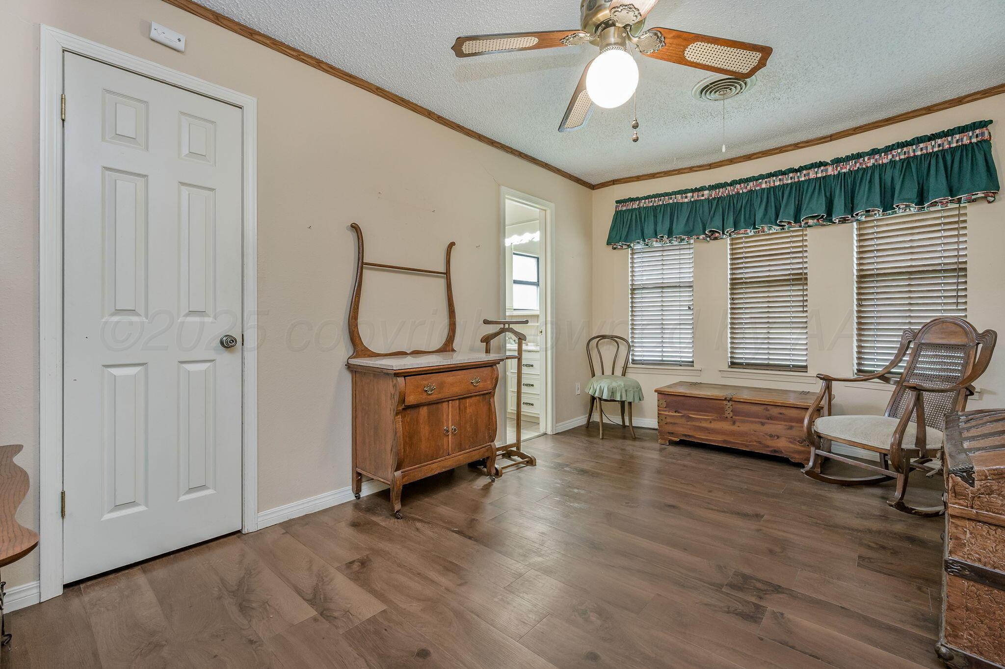 7606 E Canode Drive, Amarillo, Alaska image 12