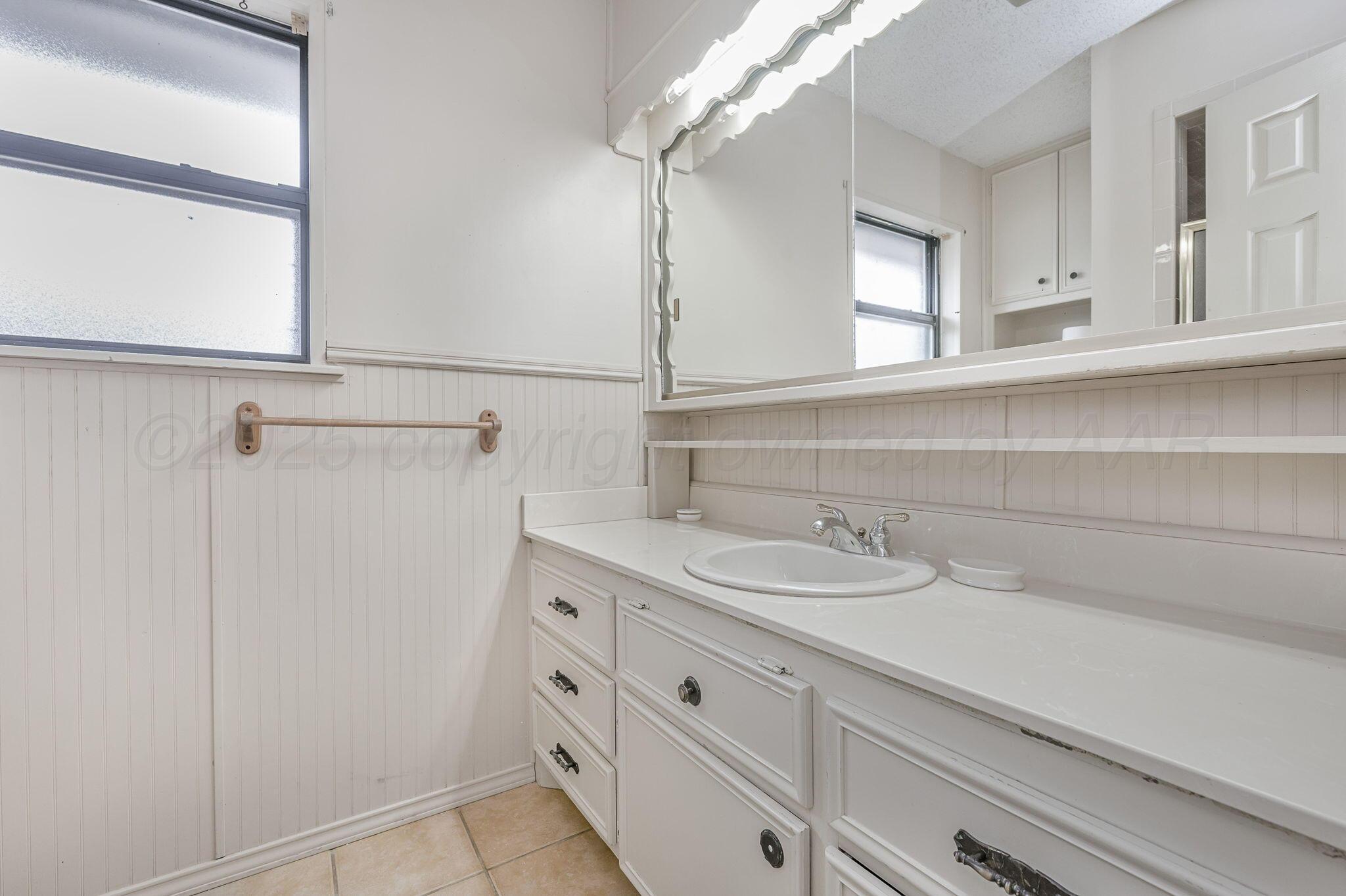 7606 E Canode Drive, Amarillo, Alaska image 13