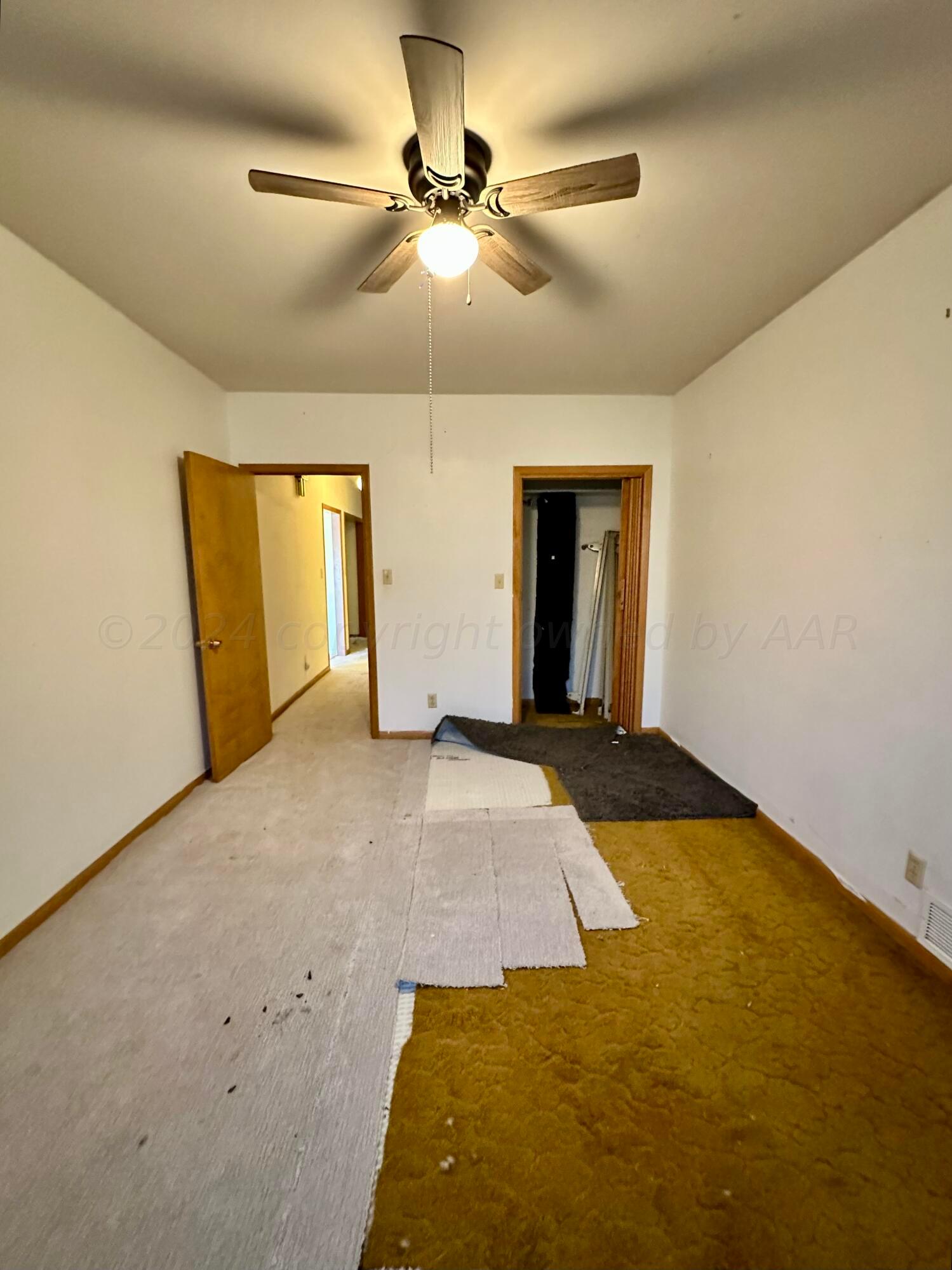 216 S Barkley Street, Spearman, Texas image 12