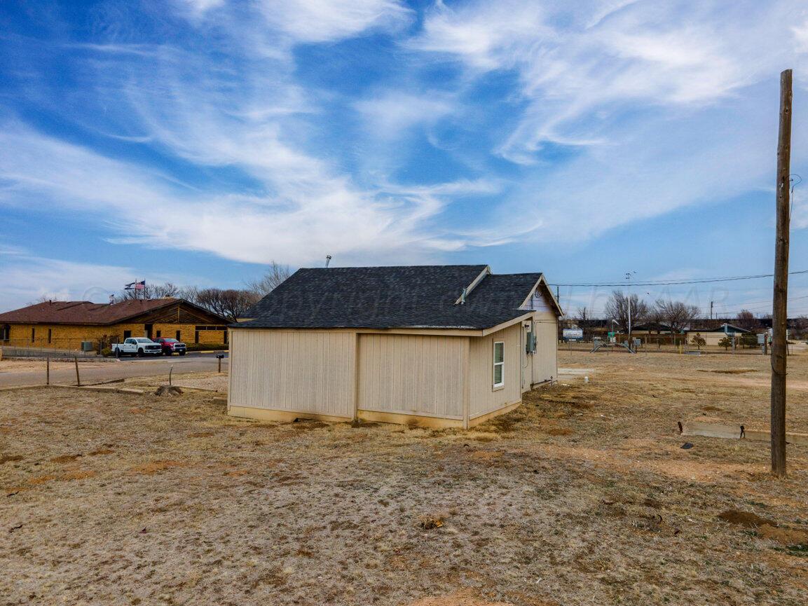 907 Illinois Street, Borger, Texas image 4