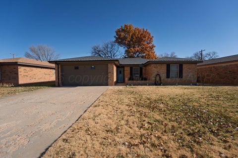 Homes For Sale - 5213 Leigh Avenue<br/> Amarillo, TX 79119
