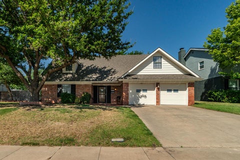 Homes For Sale - 1408 Bluebonnet Street<br/> Borger, TX 79007
