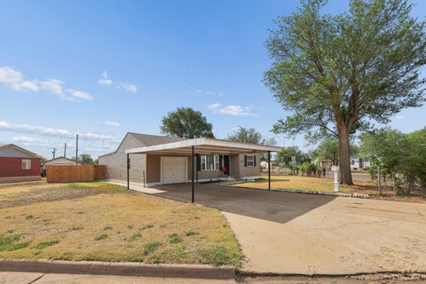 Homes For Sale - 2701 NE 20th Avenue<br/> Potter County, Amarillo, TX 79107