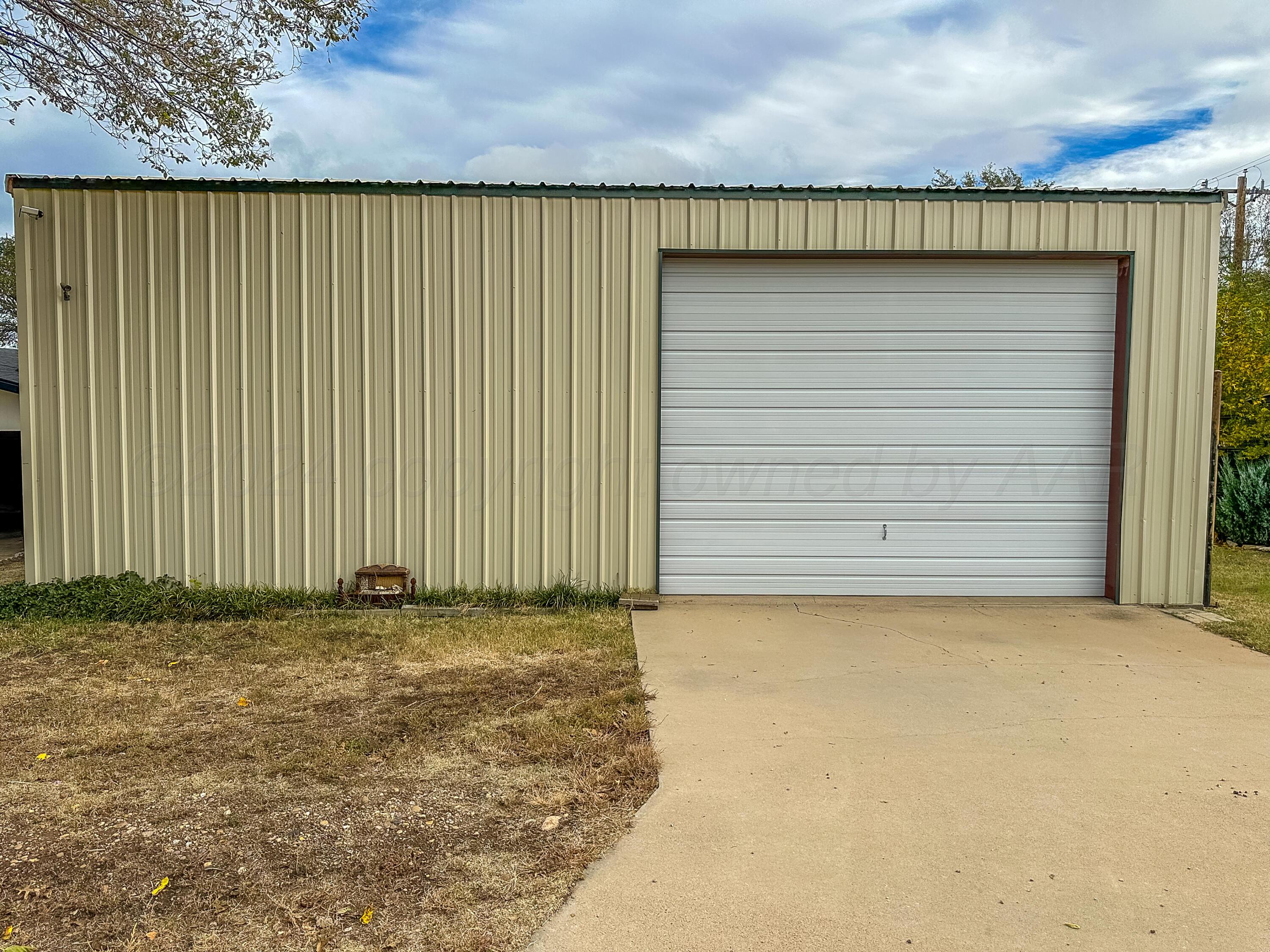 103 Tansy Street, Borger, Texas image 36