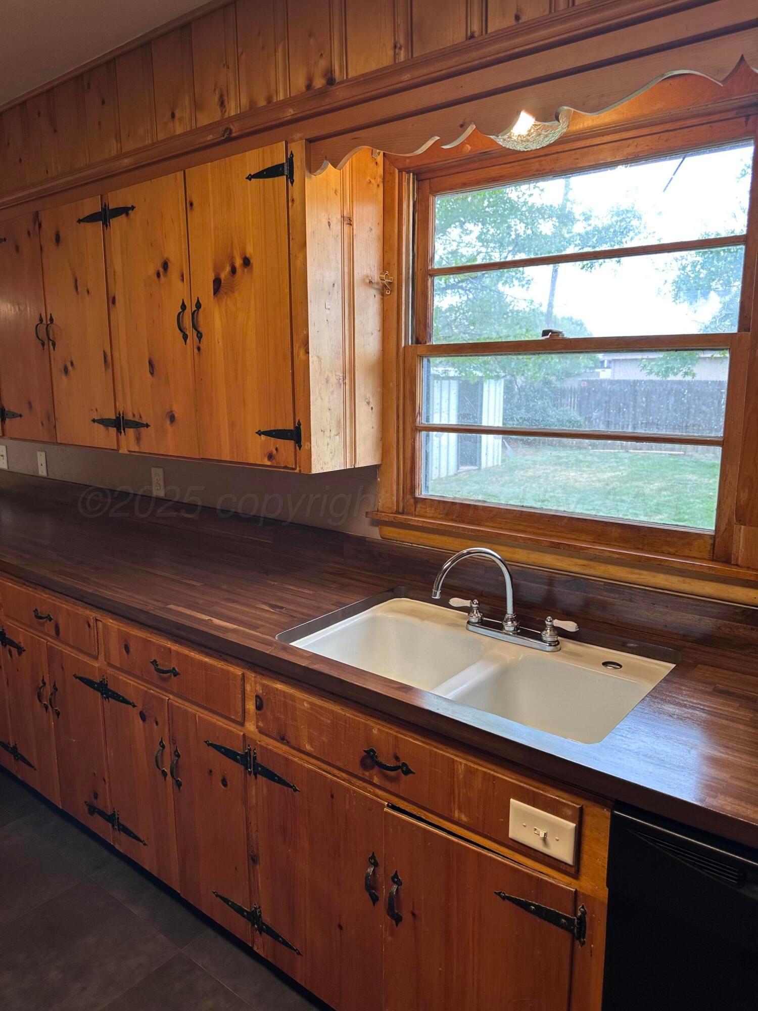 1101 W Smiley Street, Amarillo, Alaska image 18