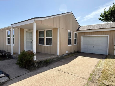 Homes For Rent - 1303 Boyd Street<br/> Borger, TX 79007