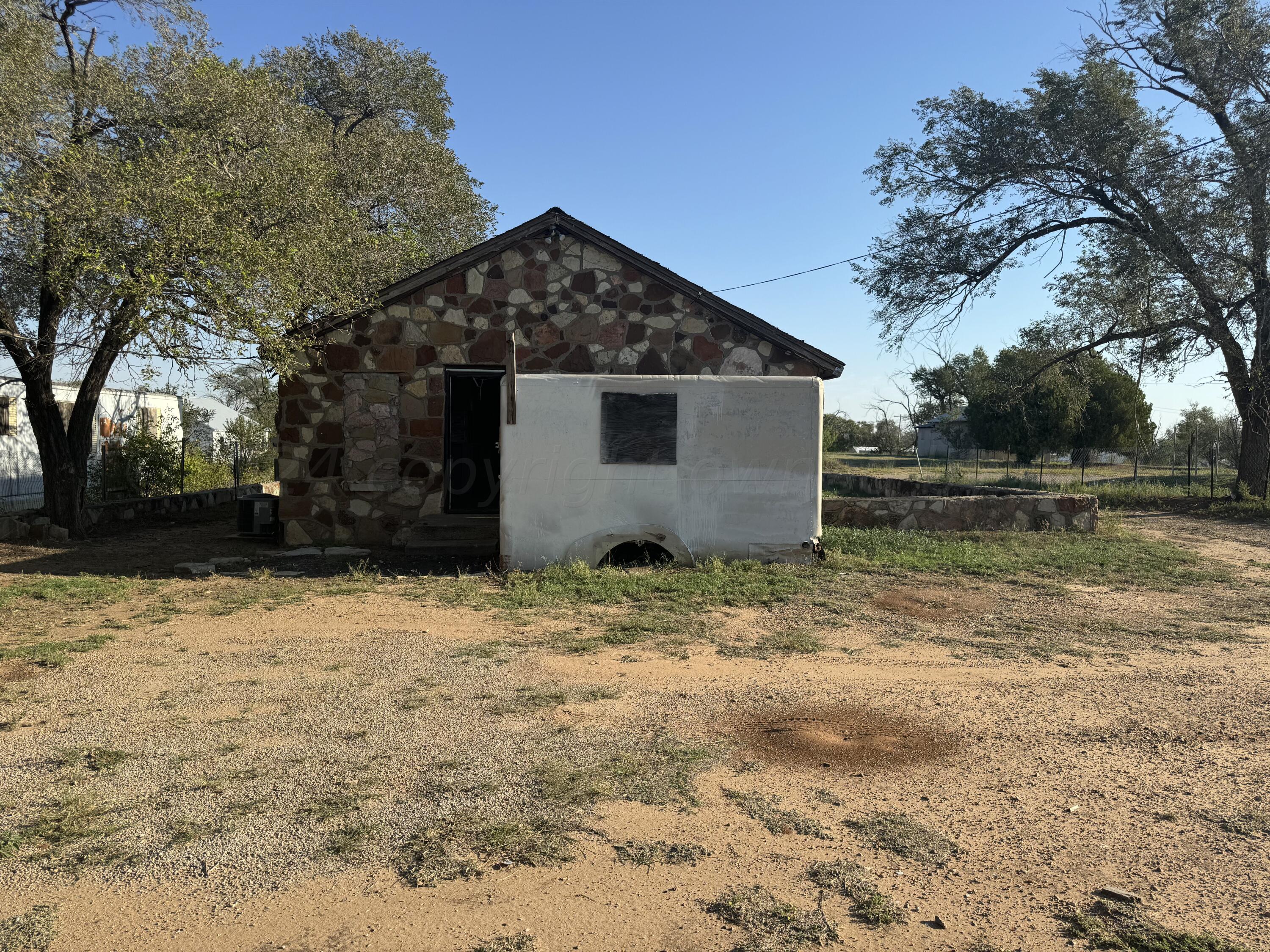 1116 E 3rd Street, Clarendon, Texas image 8