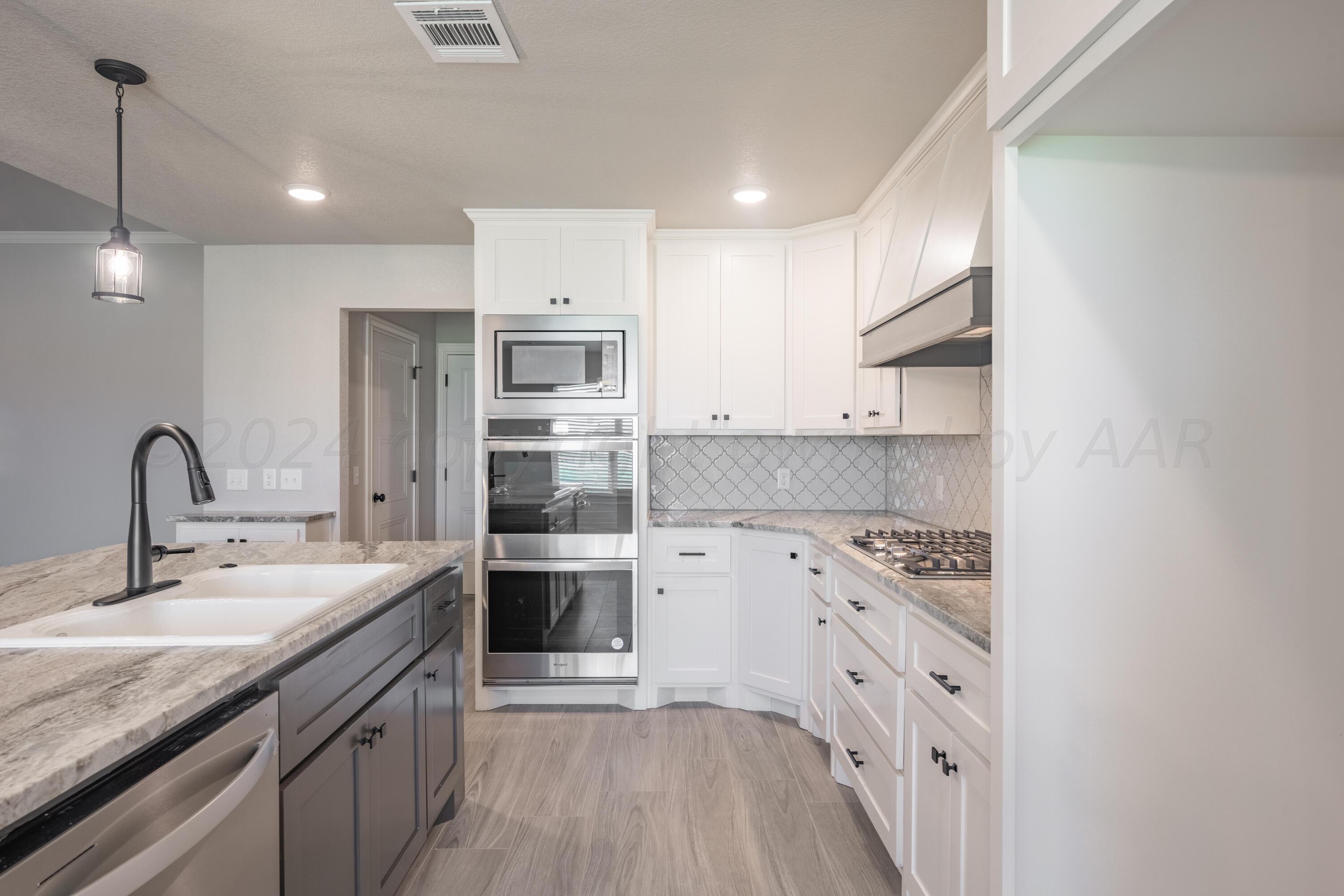 Amarillo, Texas 79124, United States, 4 Bedrooms Bedrooms, ,3 BathroomsBathrooms,Residential,Pending,67577