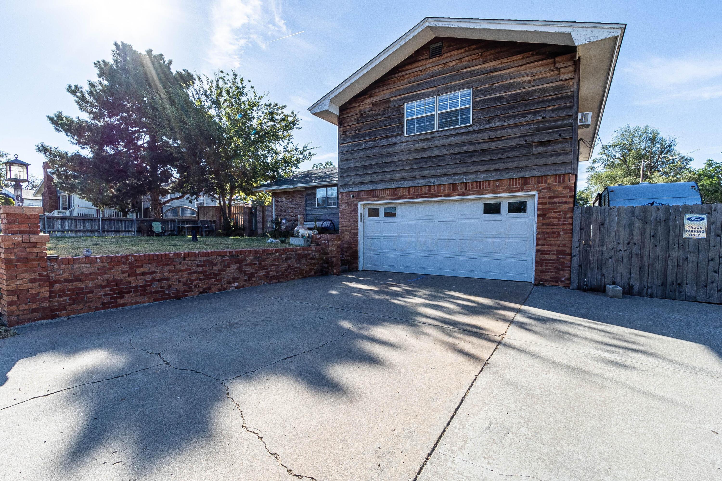 1207 N Lee Street, Borger, Idaho image 4