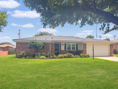 Homes For Sale - 1907 Hemlock Street<br/> Borger, TX 79007