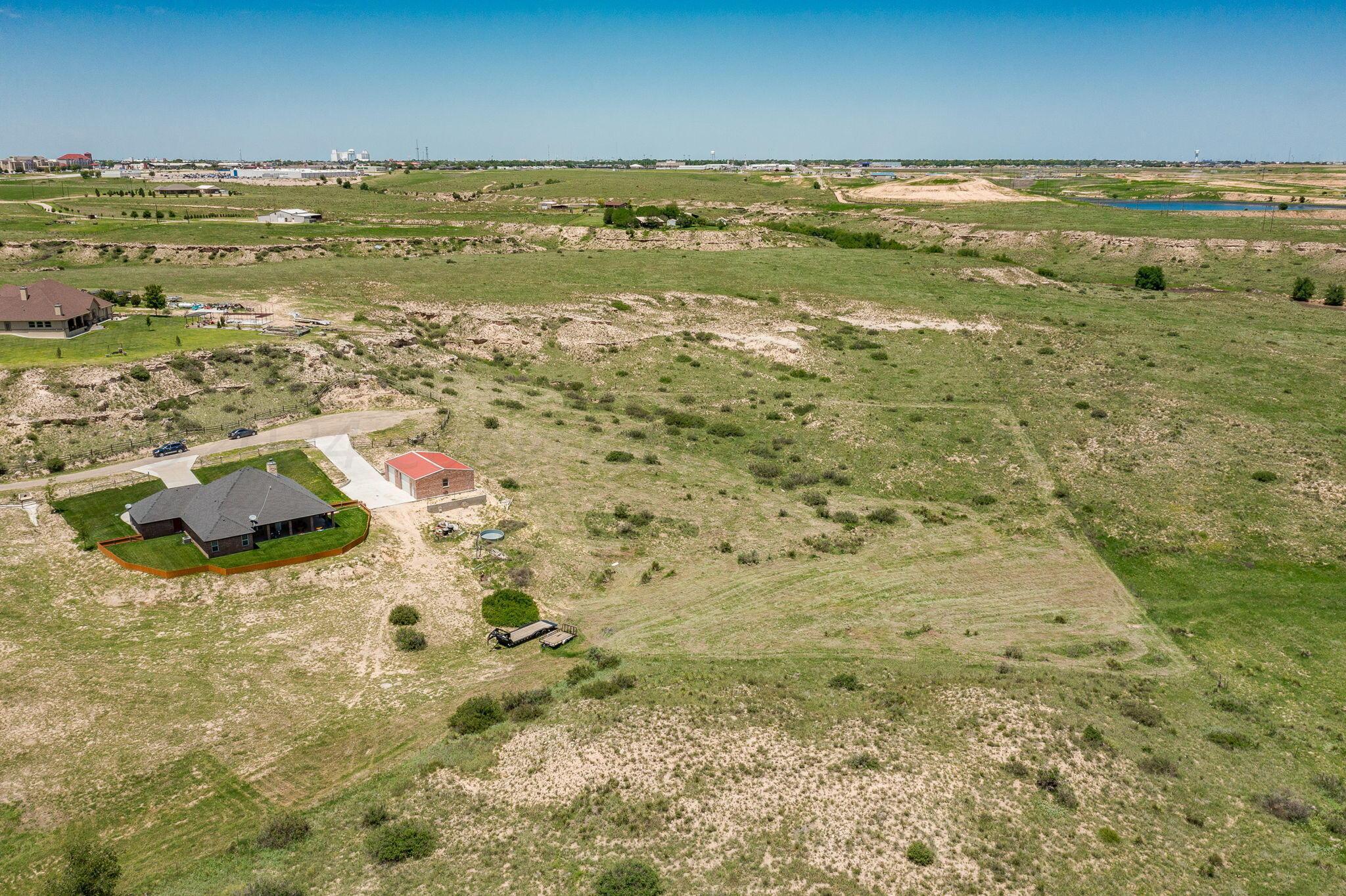 Charmain Road, Dumas, Texas image 9