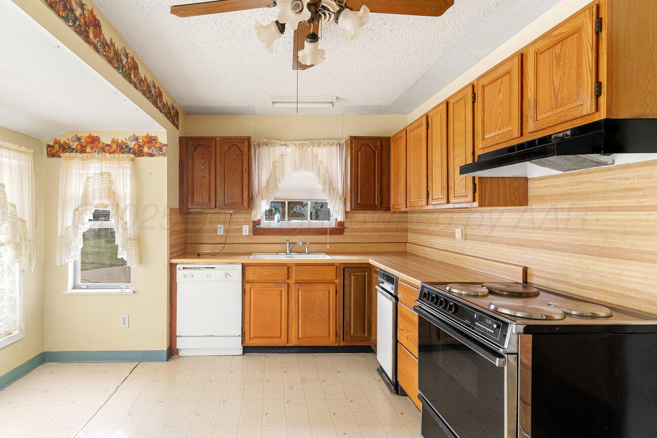 1338 W Haggard Street, Borger, Alaska image 14