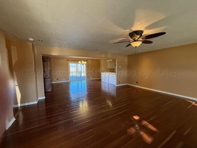 1915 Evergreen Street, Pampa, Texas image 7
