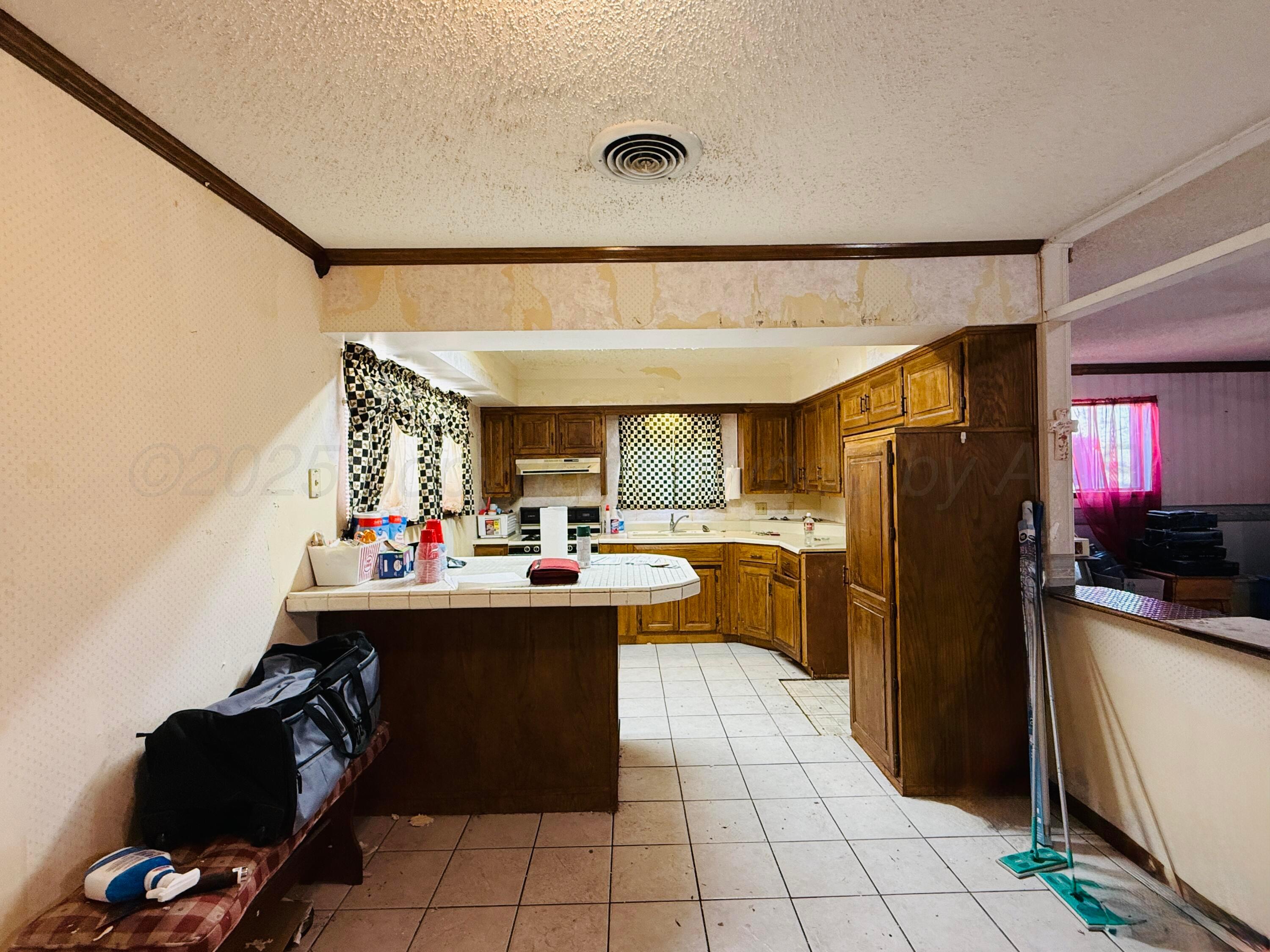 400 Santa Fe Street, Borger, Alaska image 3