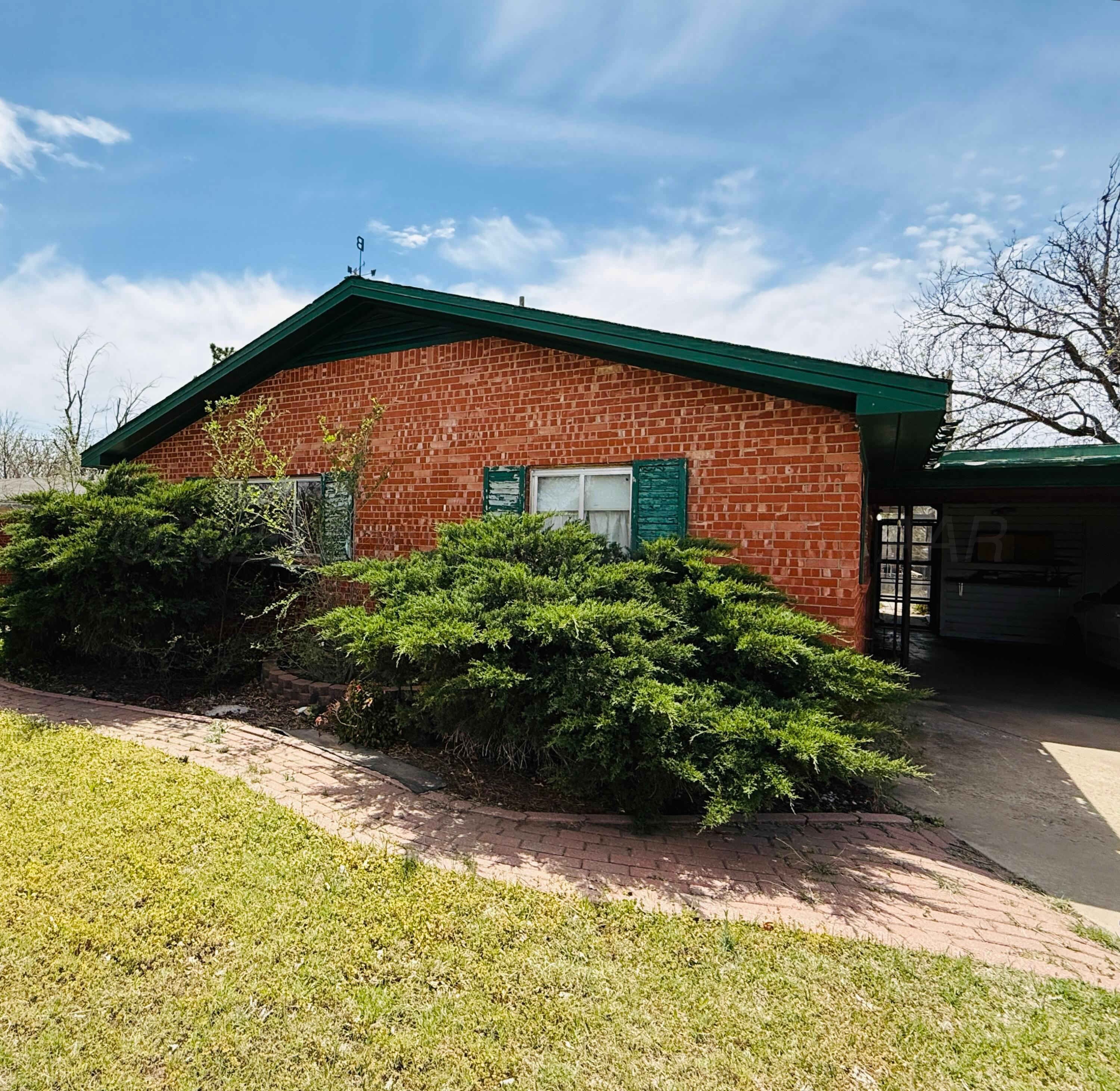 400 Santa Fe Street, Borger, Alaska image 2