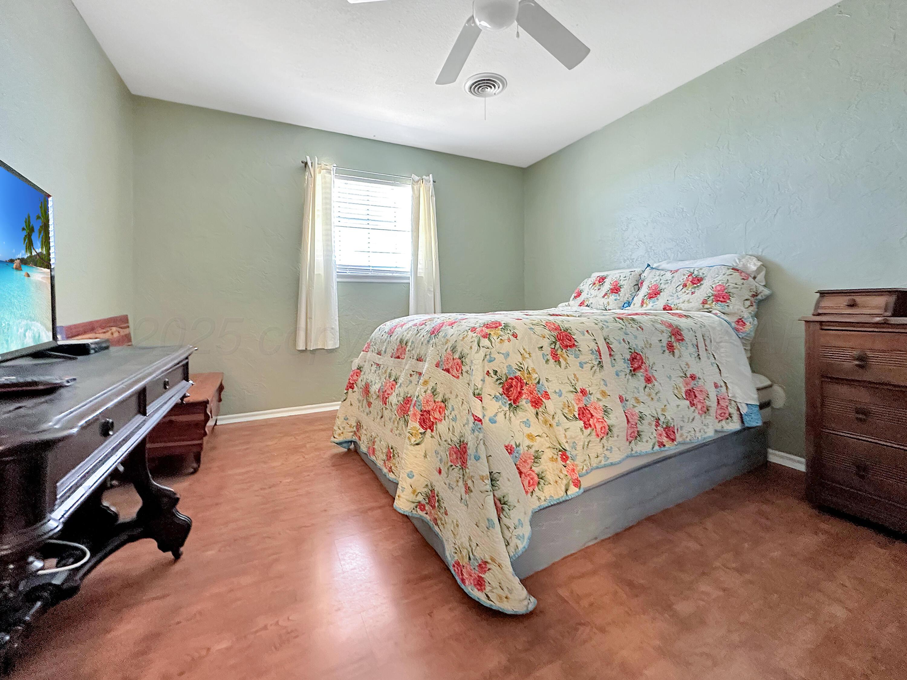 301 Sarasota Street, Borger, Texas image 24