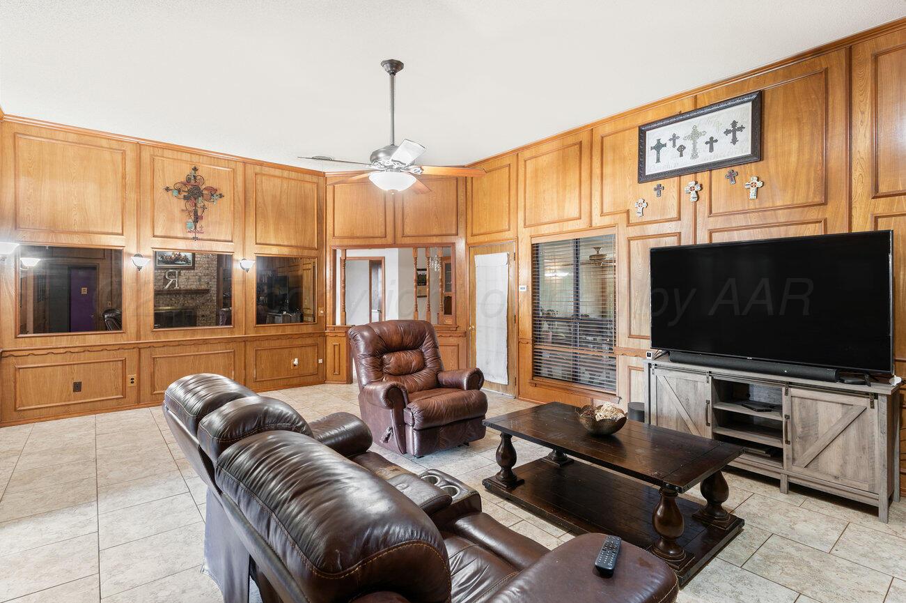 223 N Somerset Street, Borger, Alaska image 5