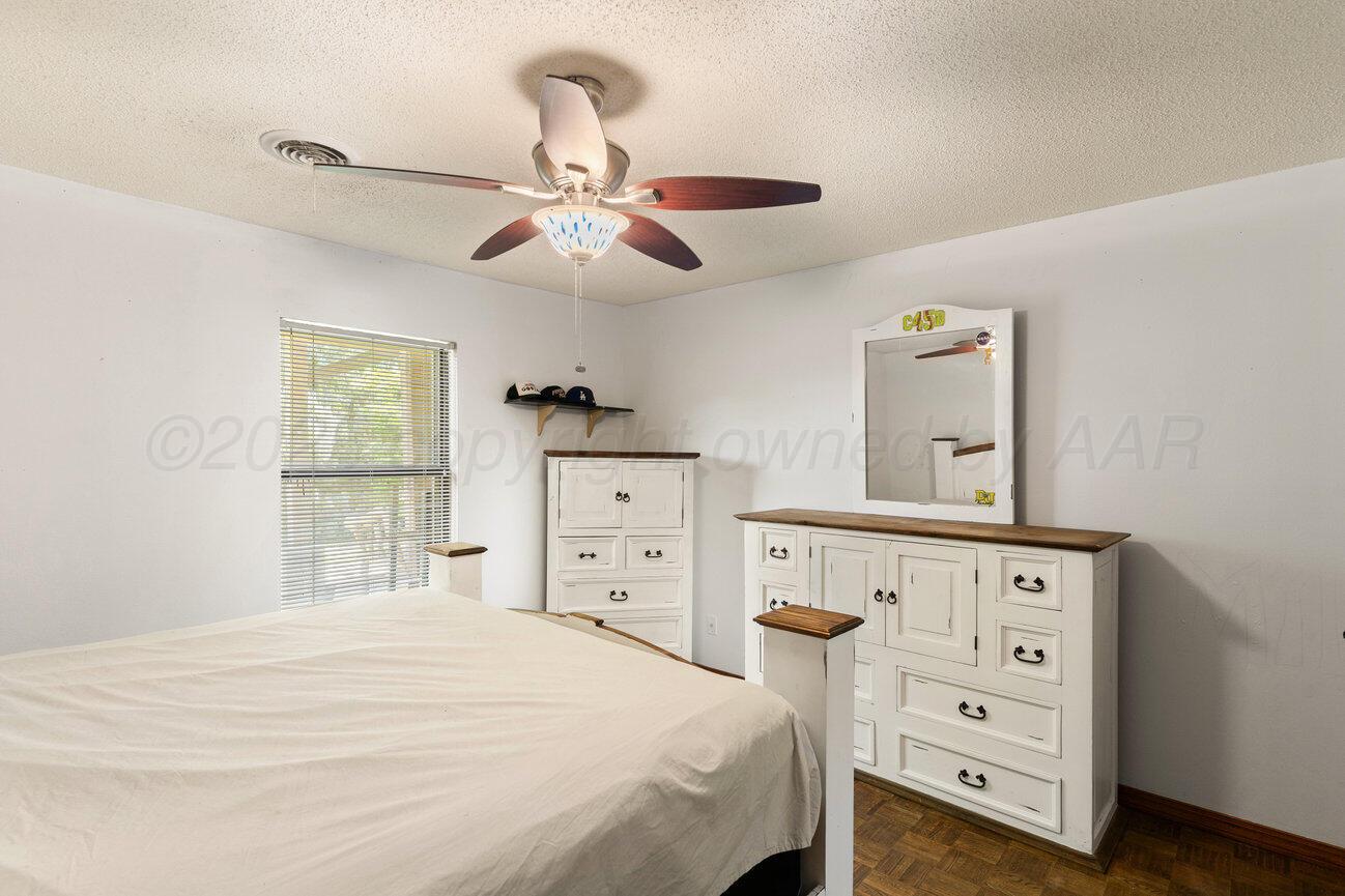 223 N Somerset Street, Borger, Alaska image 34