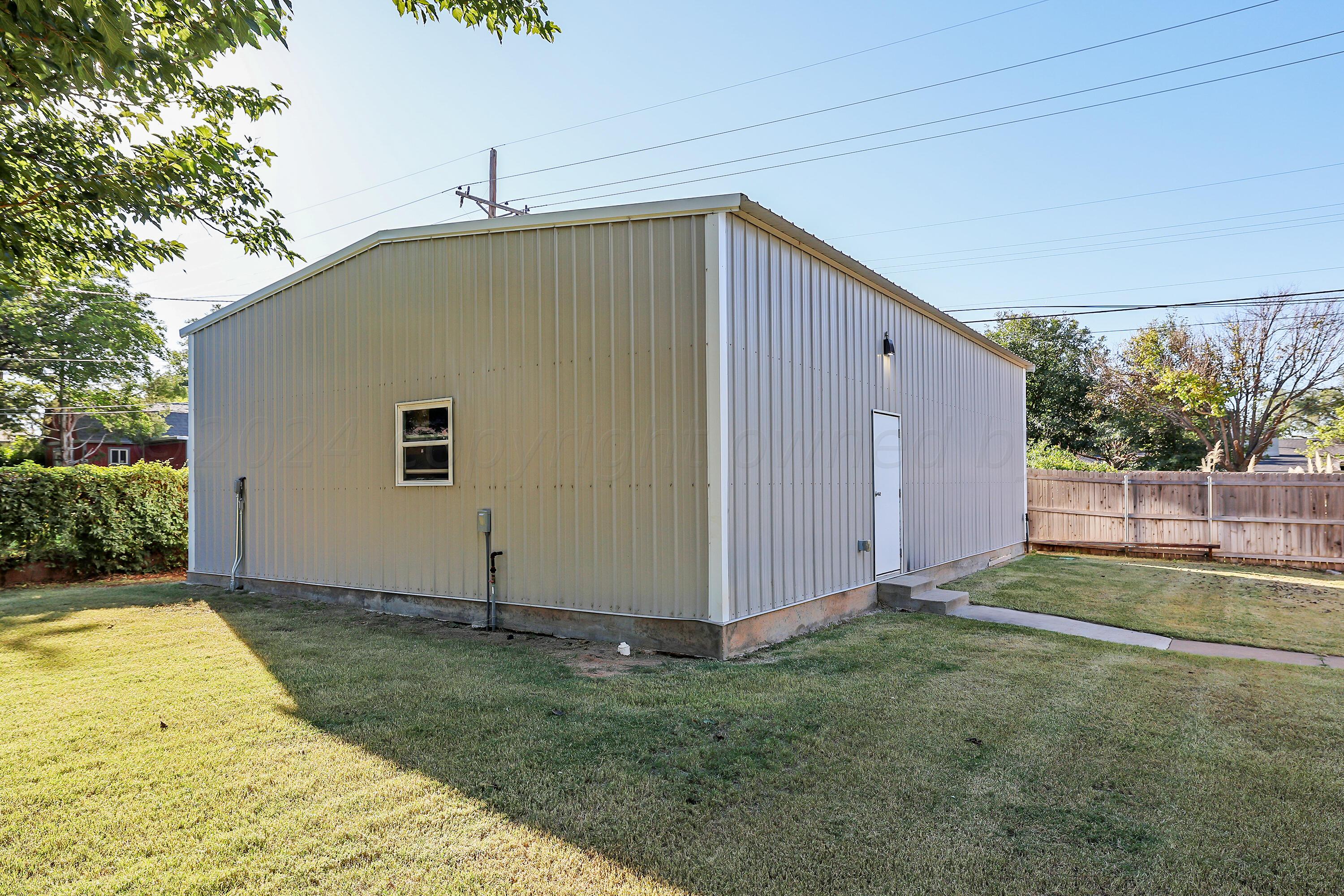 4207 SW 3rd Avenue, Amarillo, Texas image 2