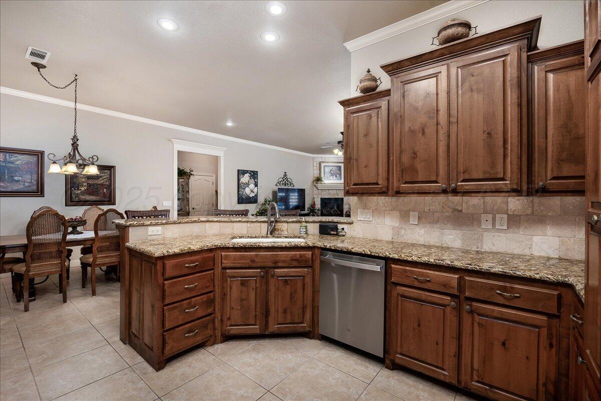 7808 N Pineridge Drive, Amarillo, Alaska image 14