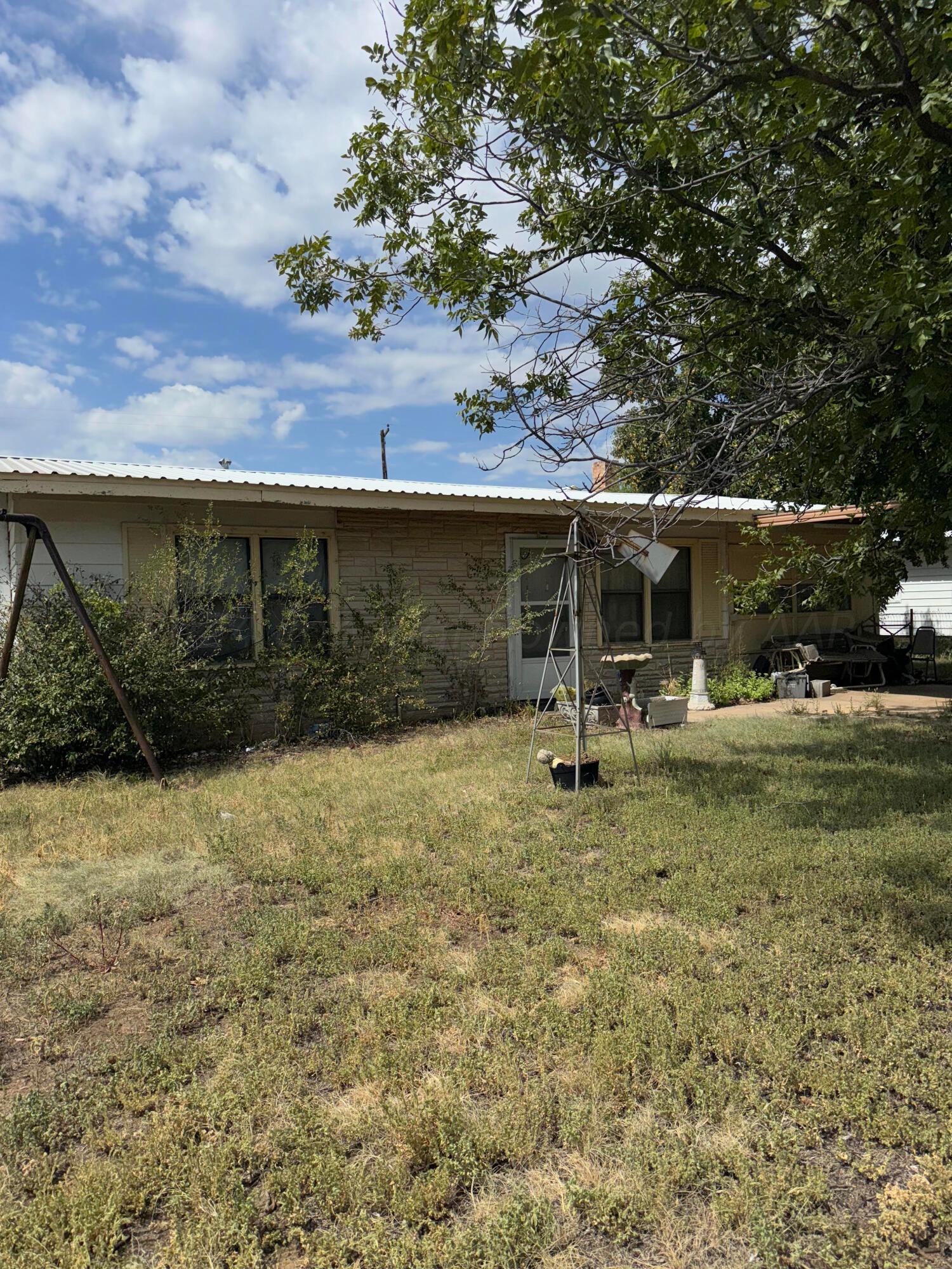 314 Allen Avenue, Stinnett, Texas image 3