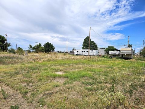 Vacant Land For Sale - 713 S Ballard Street<br/> Pampa, TX 79065