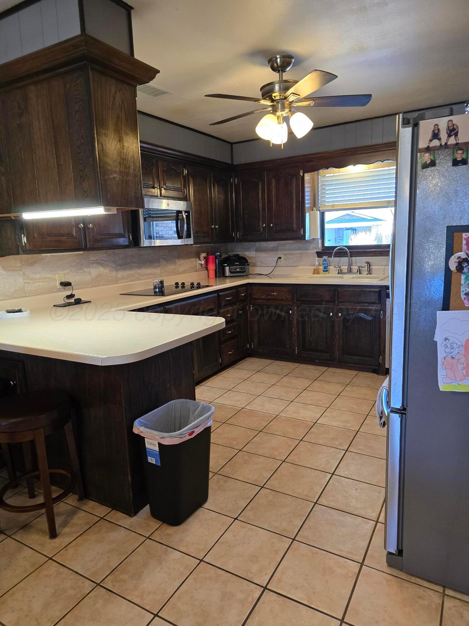 428 Overland Trail, Fritch, Pennsylvania image 12
