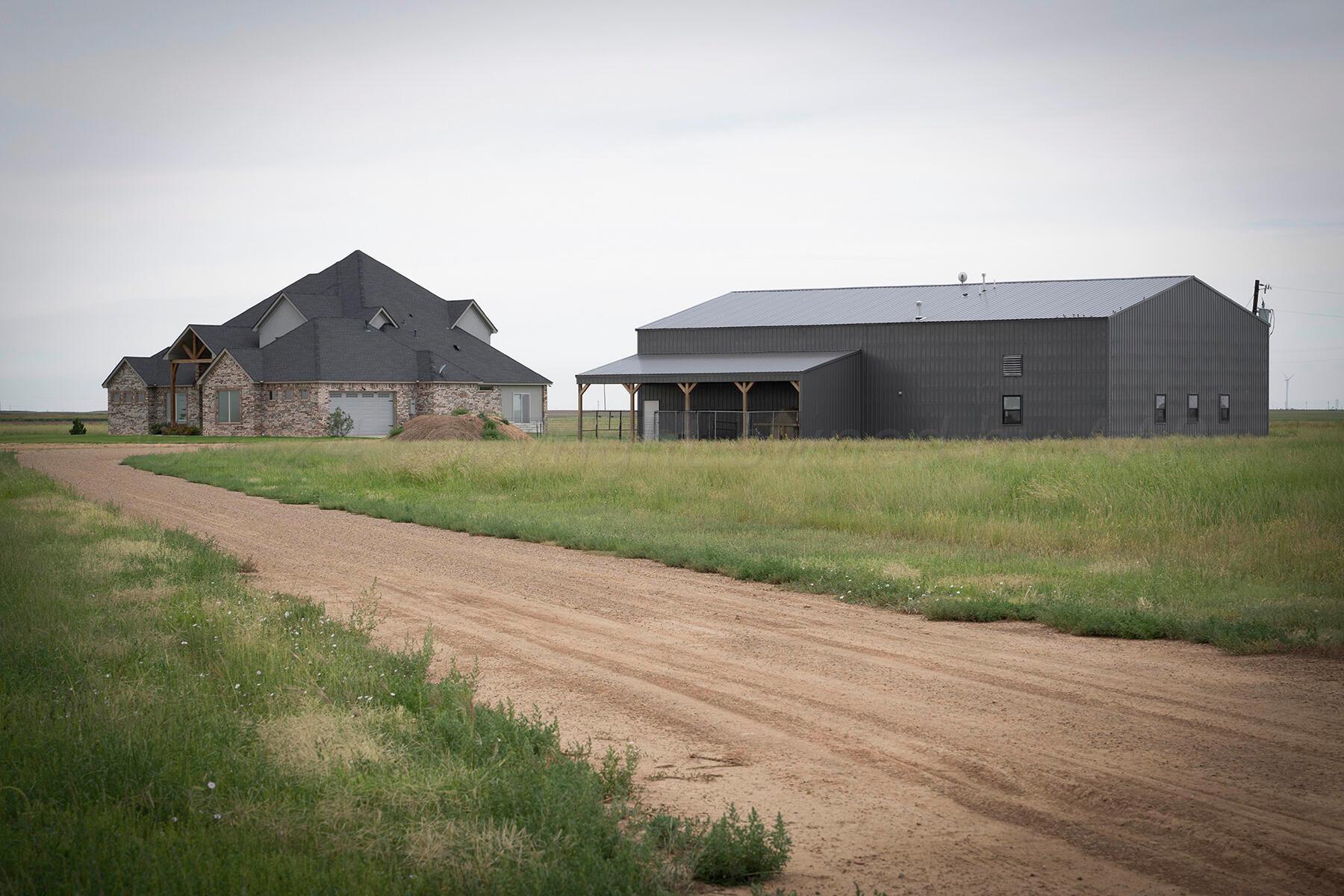 10995 Texas Beef Road, Dumas, Texas image 1