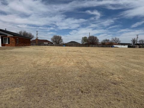 Vacant Land For Sale - 501 E Broadway Street<br/> Fritch, TX 79036
