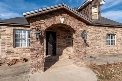 Homes For Sale - 408 W Oklahoma Avenue<br/> Wheeler, TX 79096