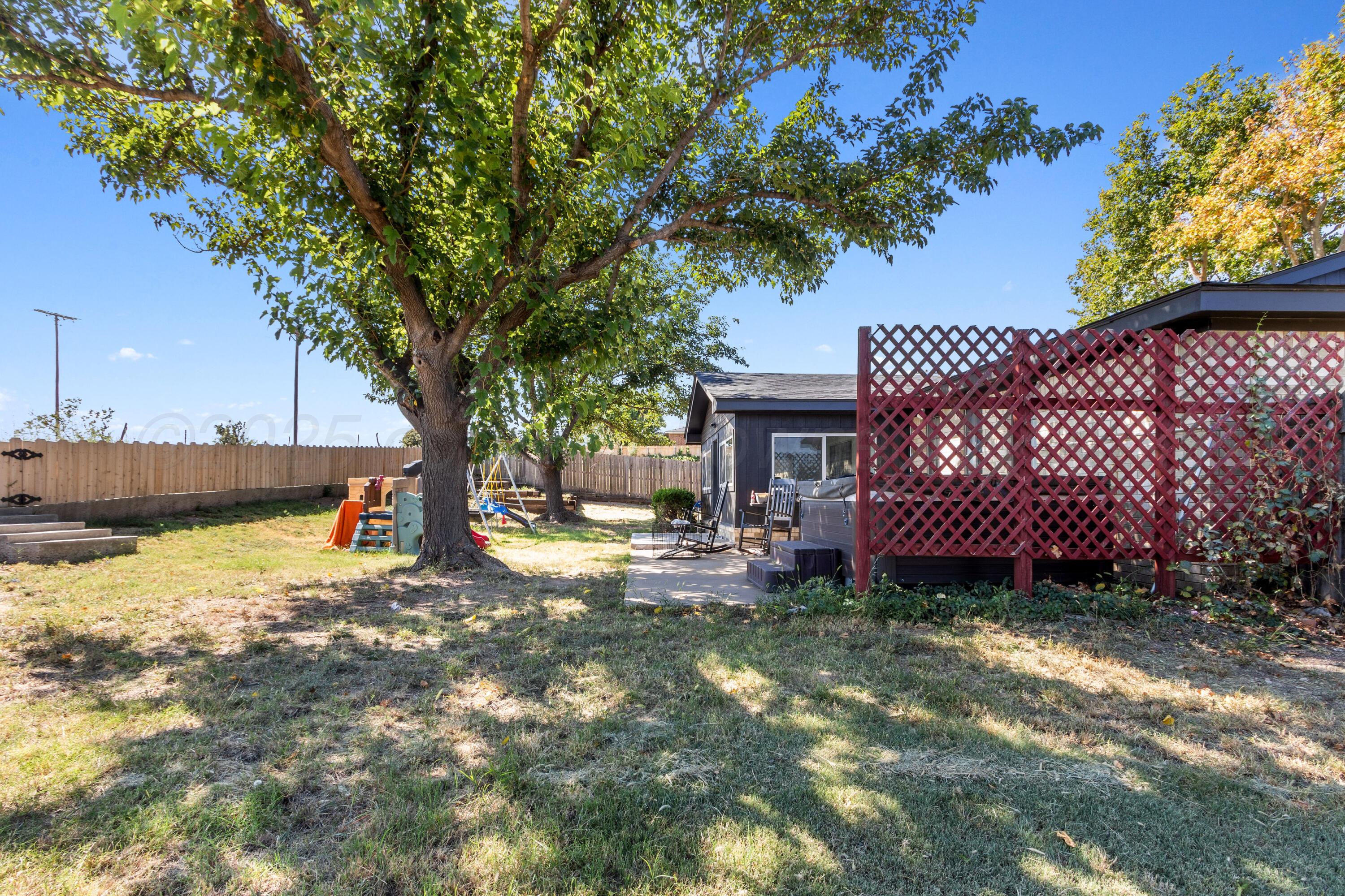 803 Skyline Drive, Borger, Alaska image 36