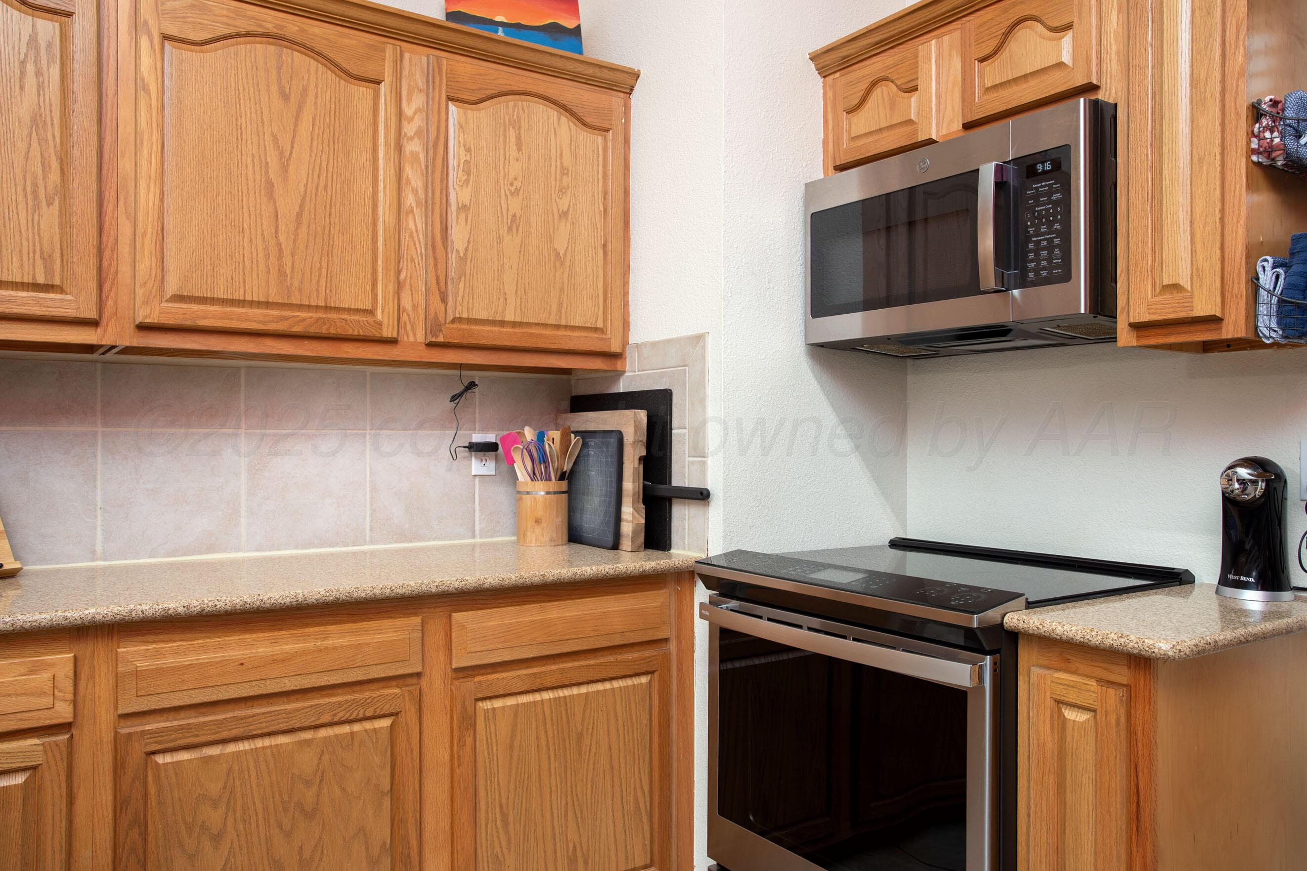 7915 Barstow Drive, Amarillo, Alaska image 10