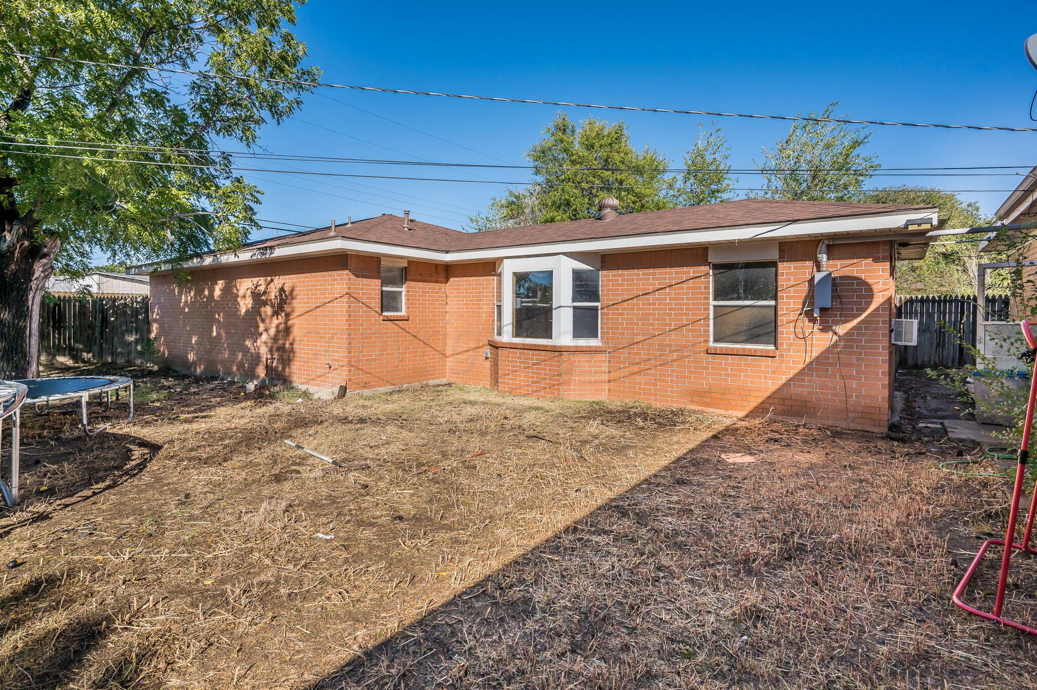 919 N Hooten Street, Dumas, Texas image 19