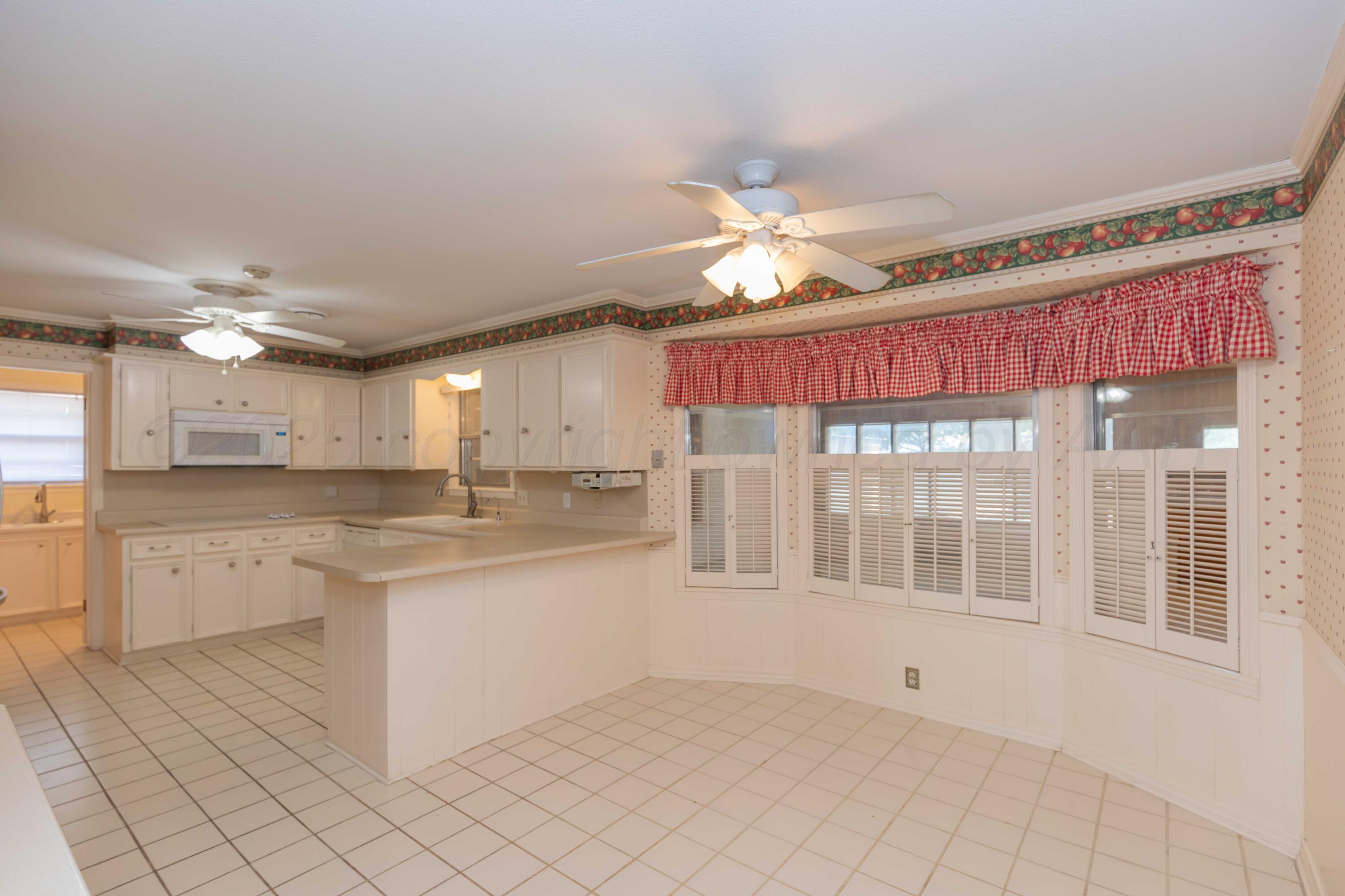 6710 Gainsborough Road, Amarillo, Texas image 14