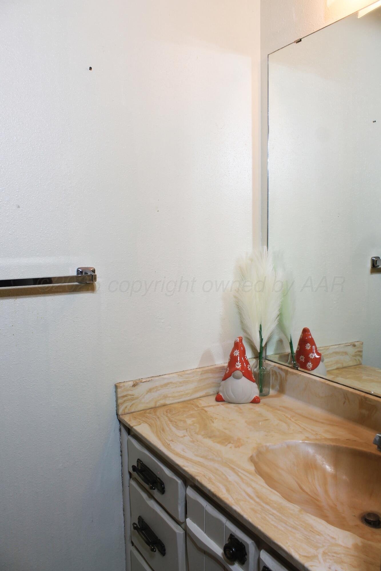 208 N Kingwood Street, Hereford, Texas image 17