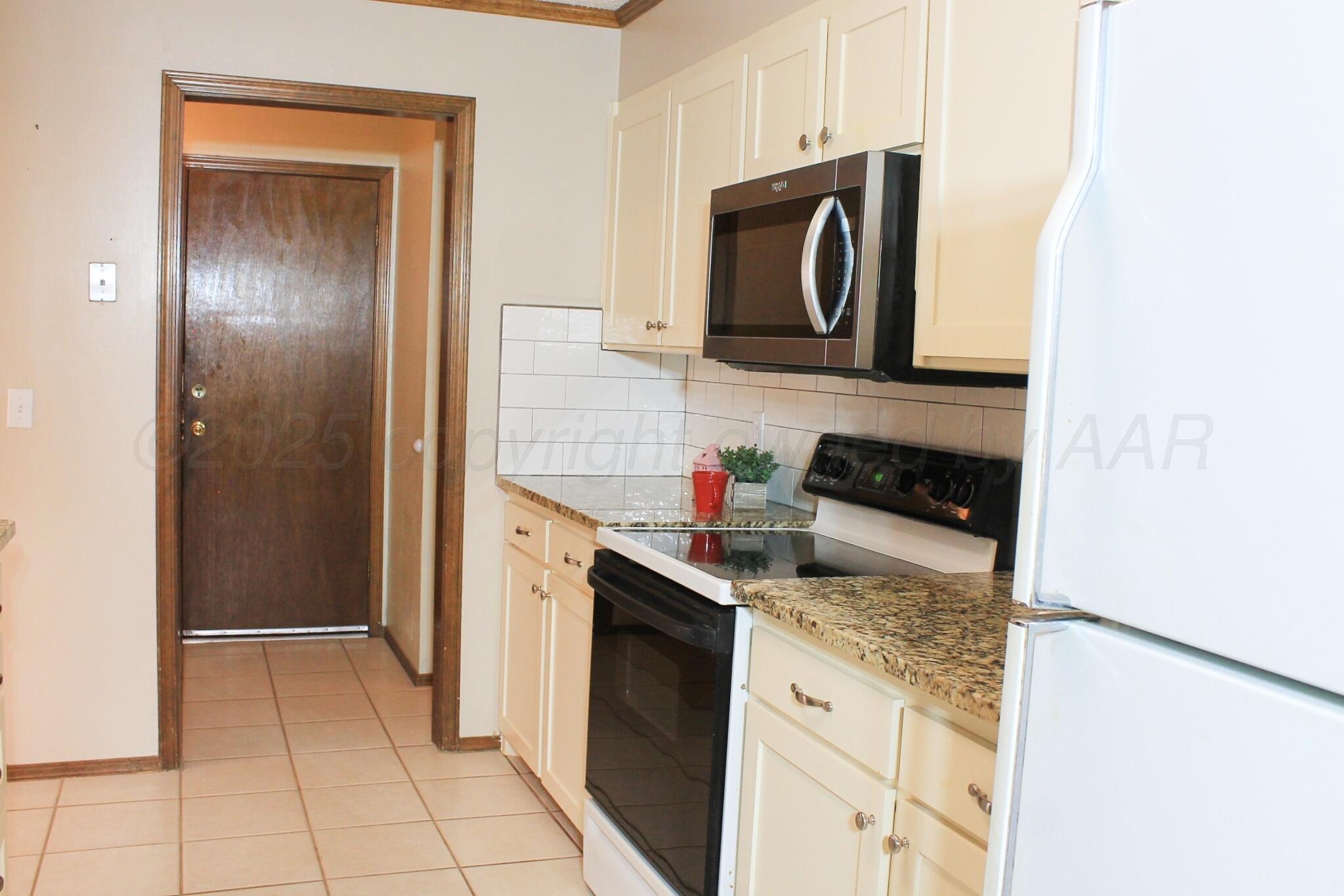 208 N Kingwood Street, Hereford, Texas image 13