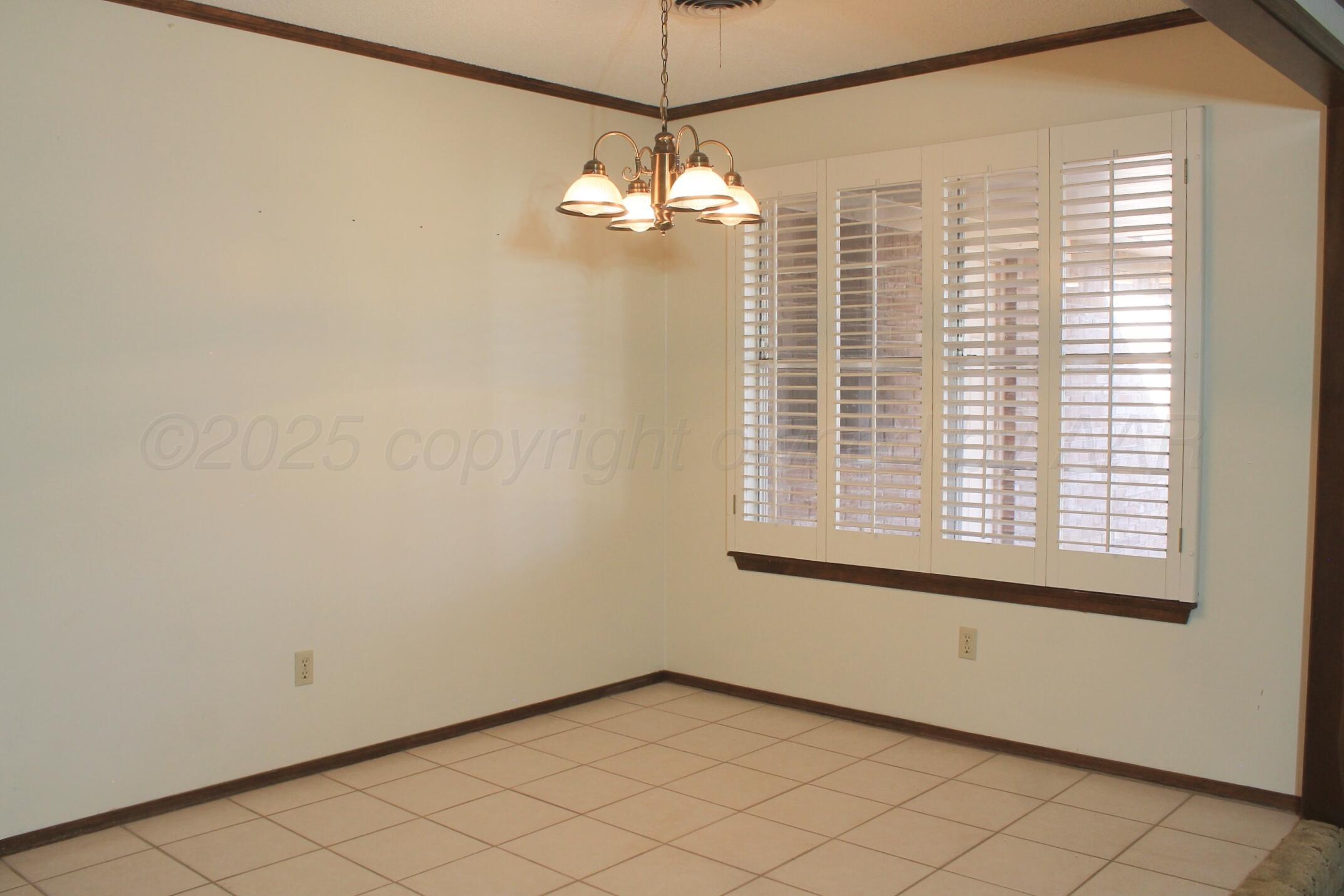 208 N Kingwood Street, Hereford, Texas image 5