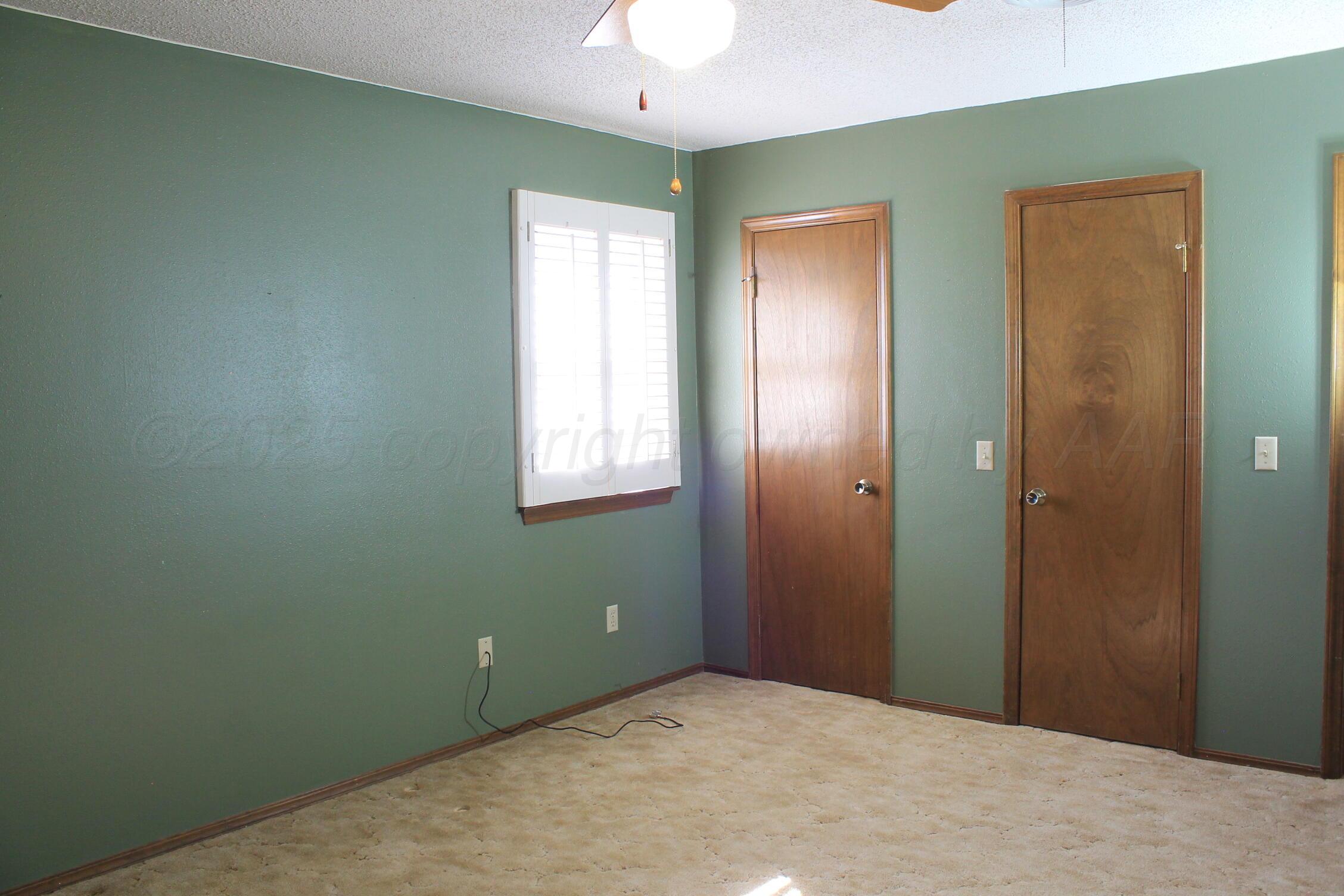 208 N Kingwood Street, Hereford, Texas image 24