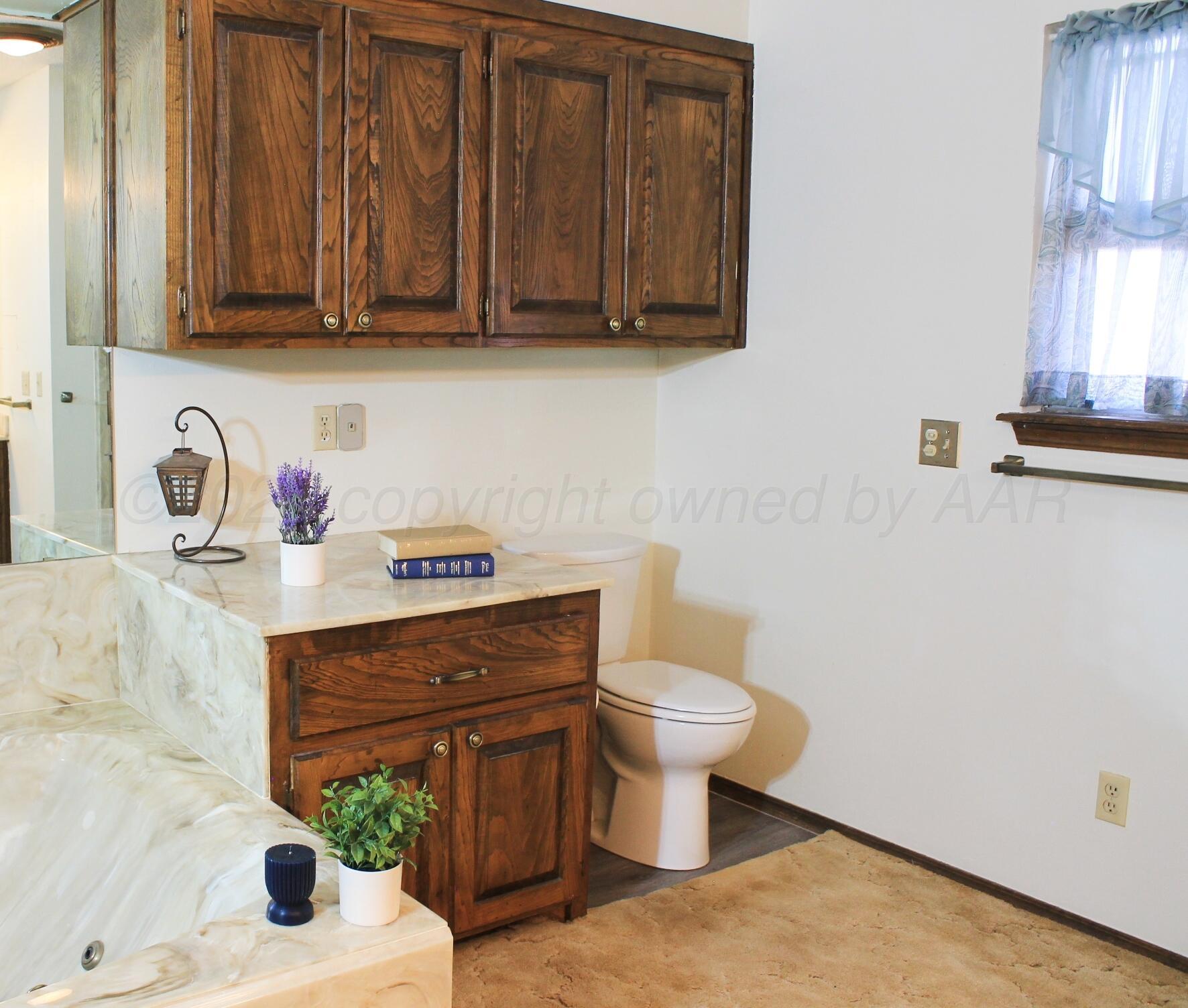 208 N Kingwood Street, Hereford, Texas image 10