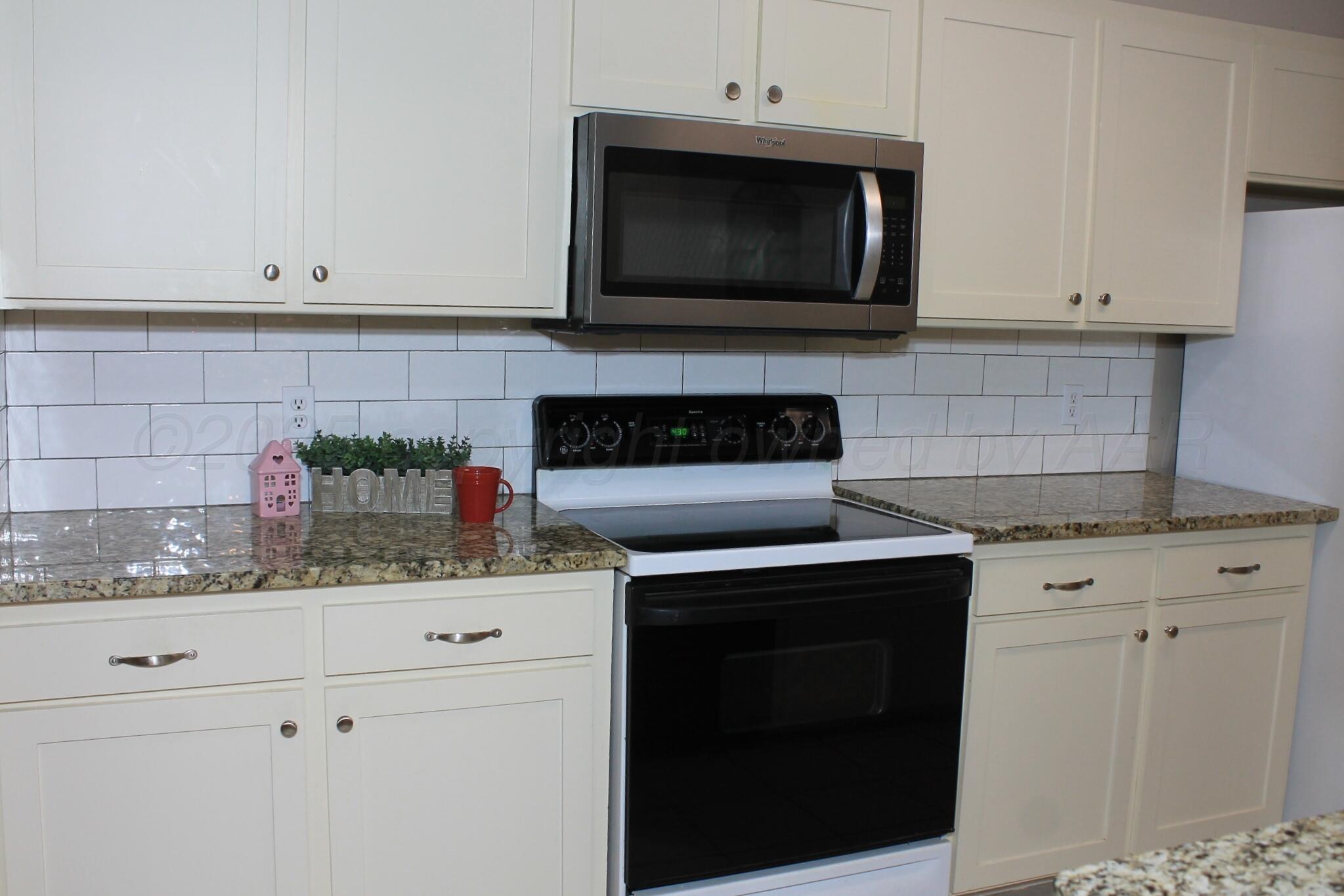 208 N Kingwood Street, Hereford, Texas image 14