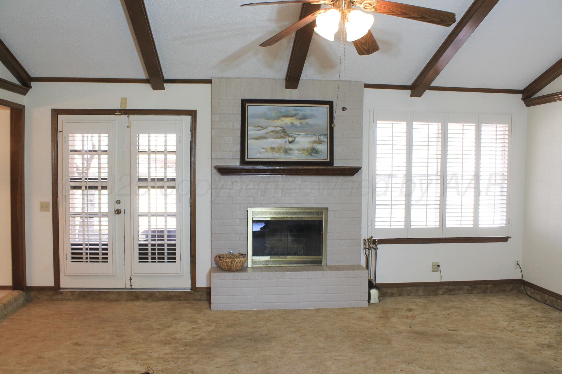 208 N Kingwood Street, Hereford, Texas image 2