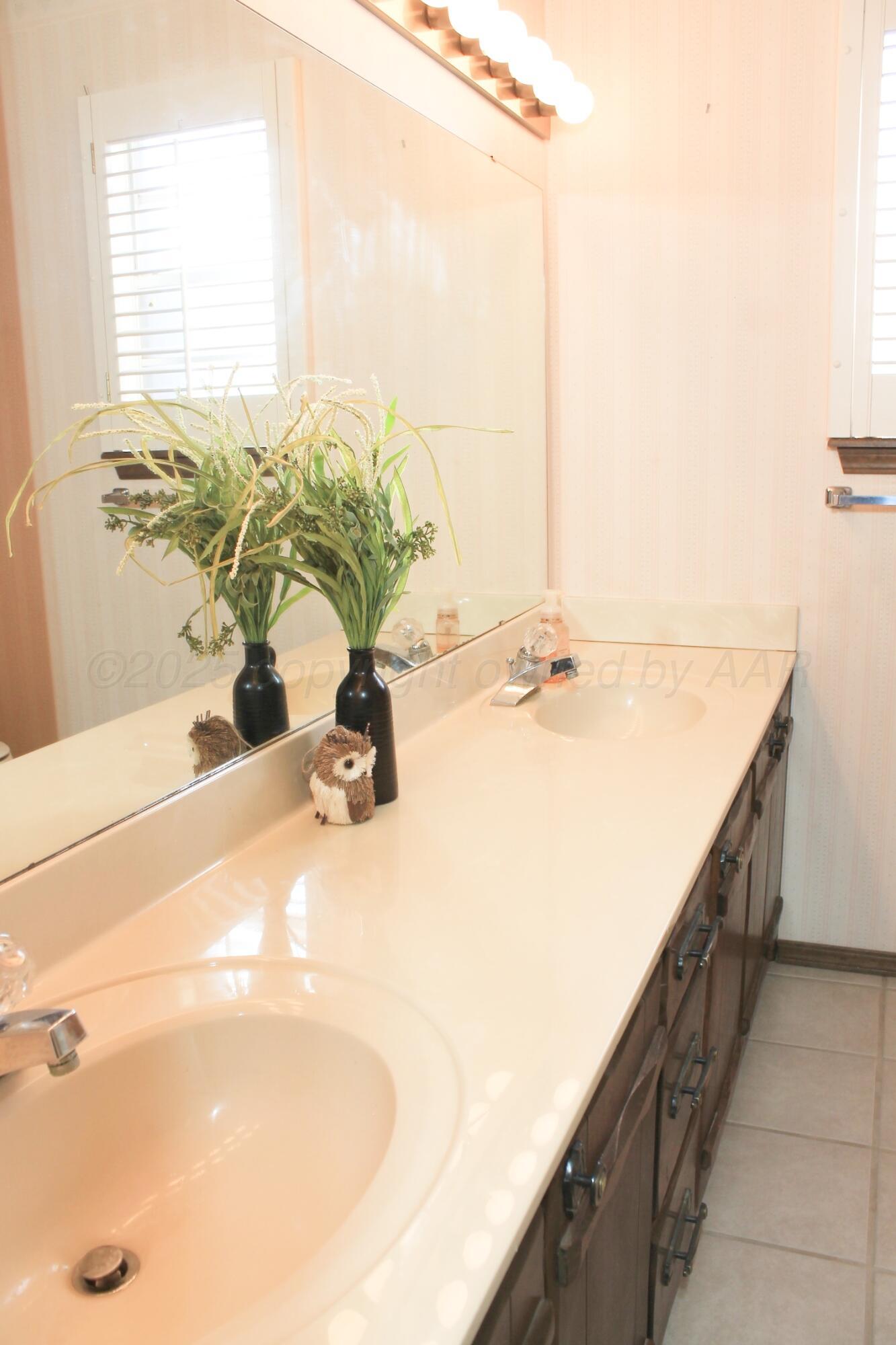 208 N Kingwood Street, Hereford, Texas image 21