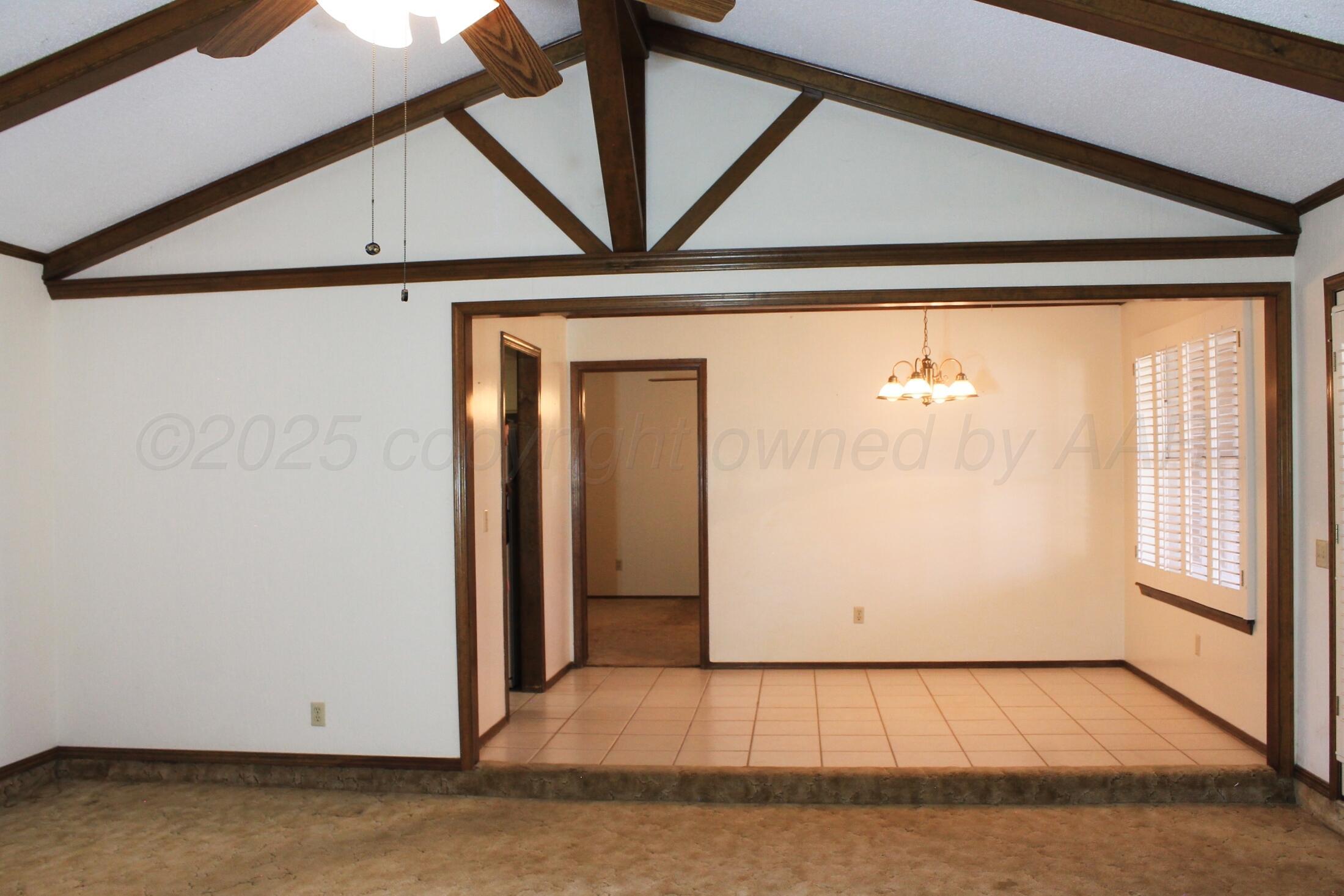 208 N Kingwood Street, Hereford, Texas image 3