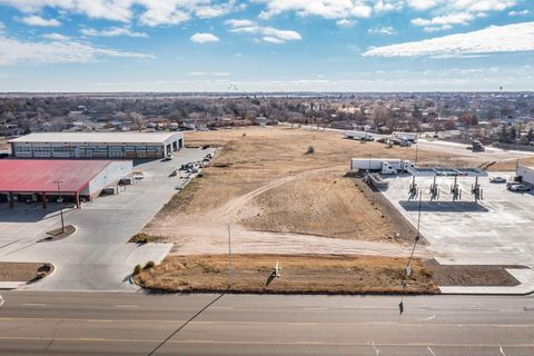 Vacant Land For Sale - 2410 Perryton Parkway<br/> Gray County, Pampa, TX 79065