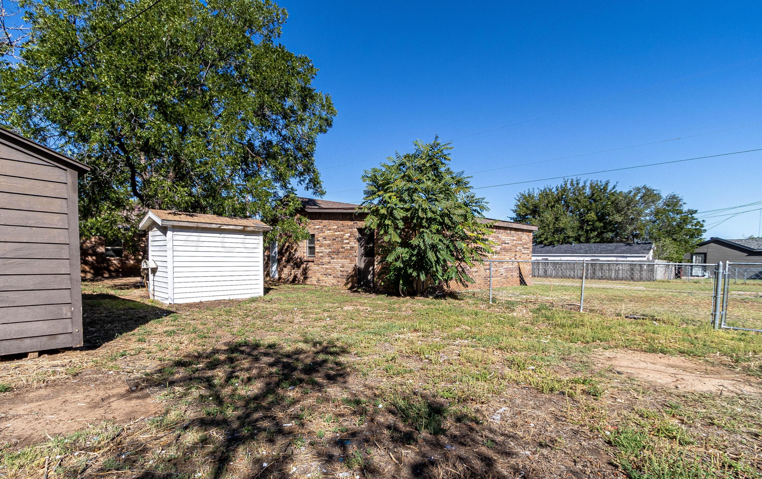 5002 Brown Street, Amarillo, Texas image 24