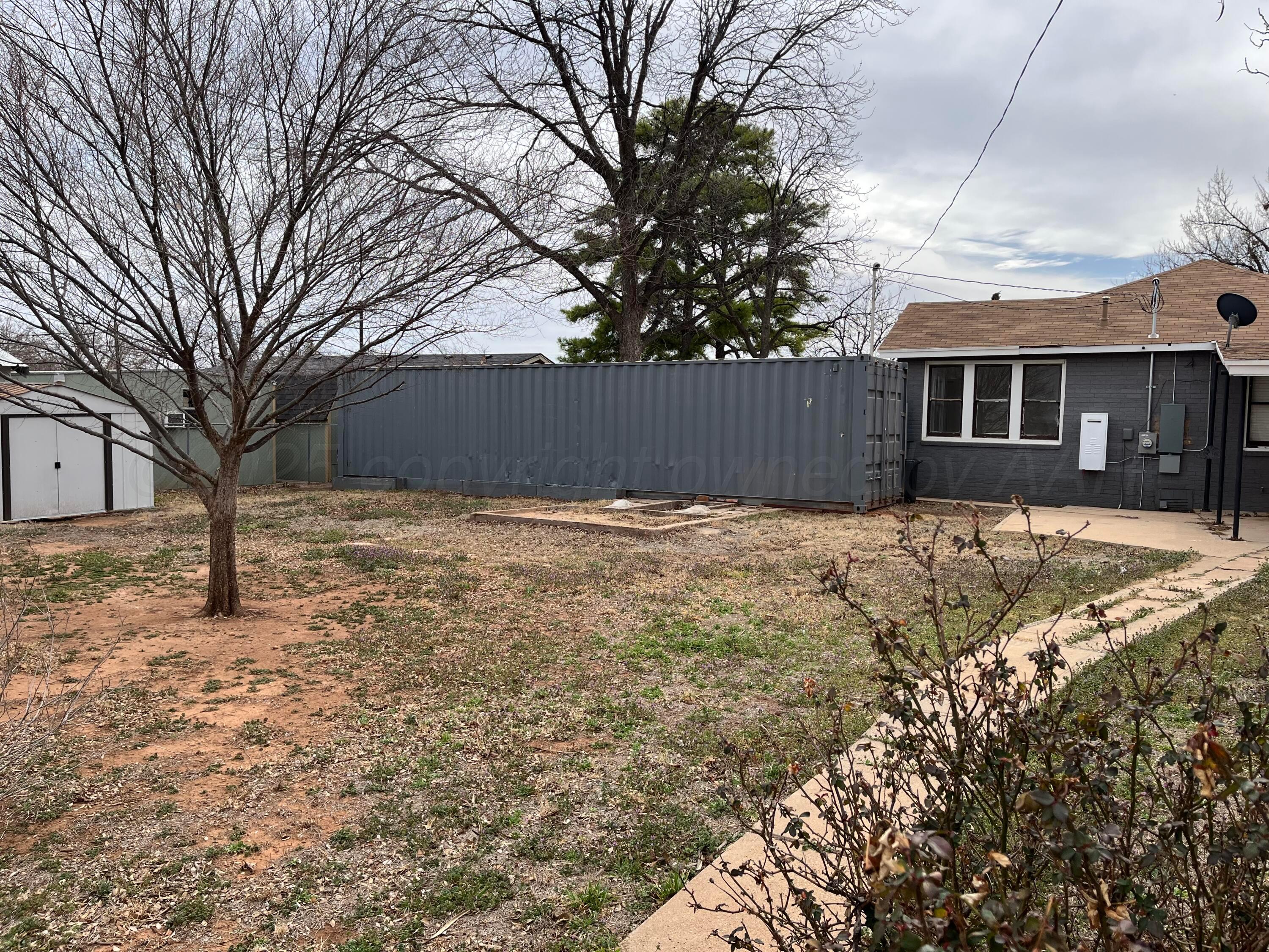904 Ave I, Childress, Texas image 22